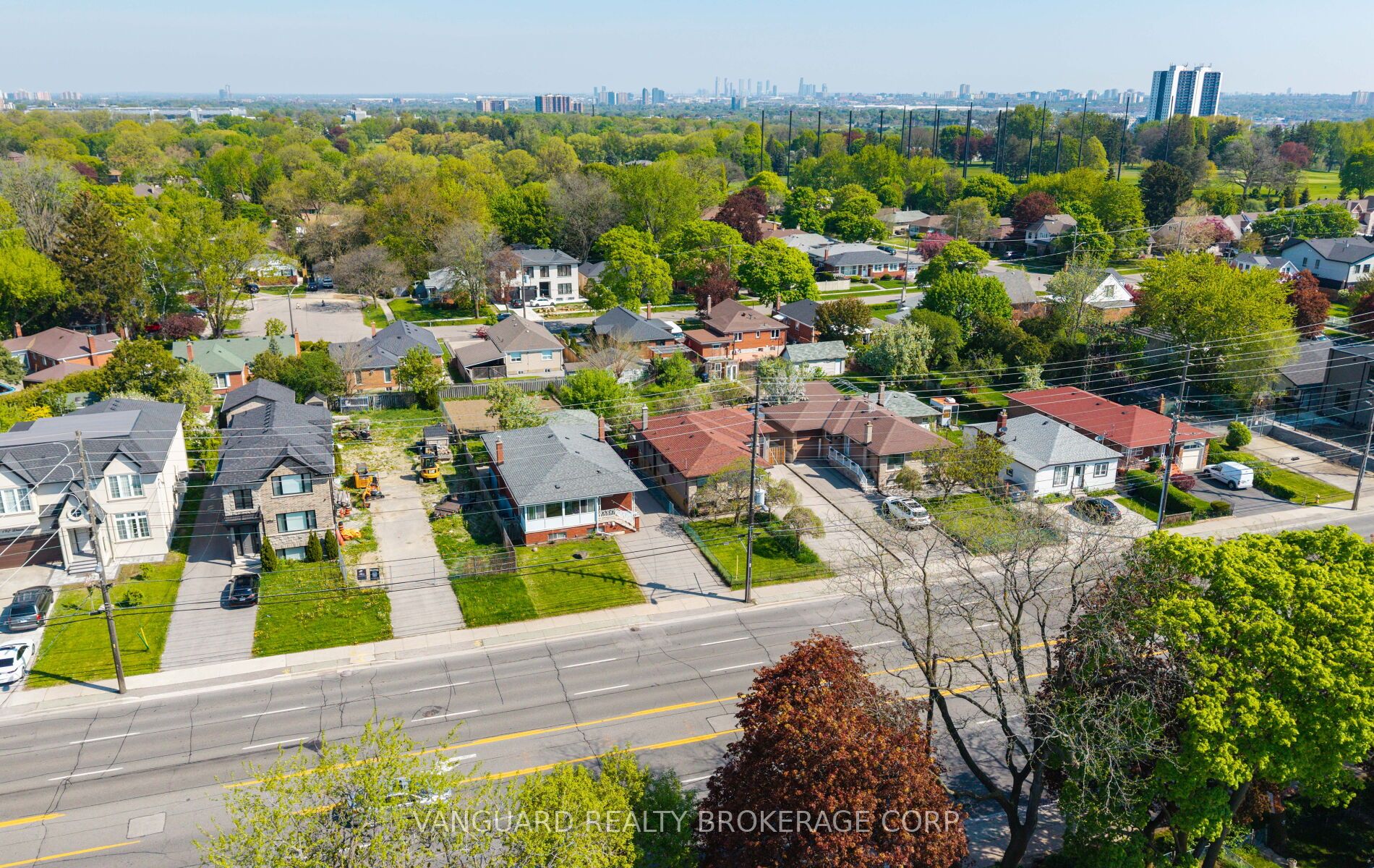 182 Dixon Road, Toronto, ON M9P 2L8 photo 4