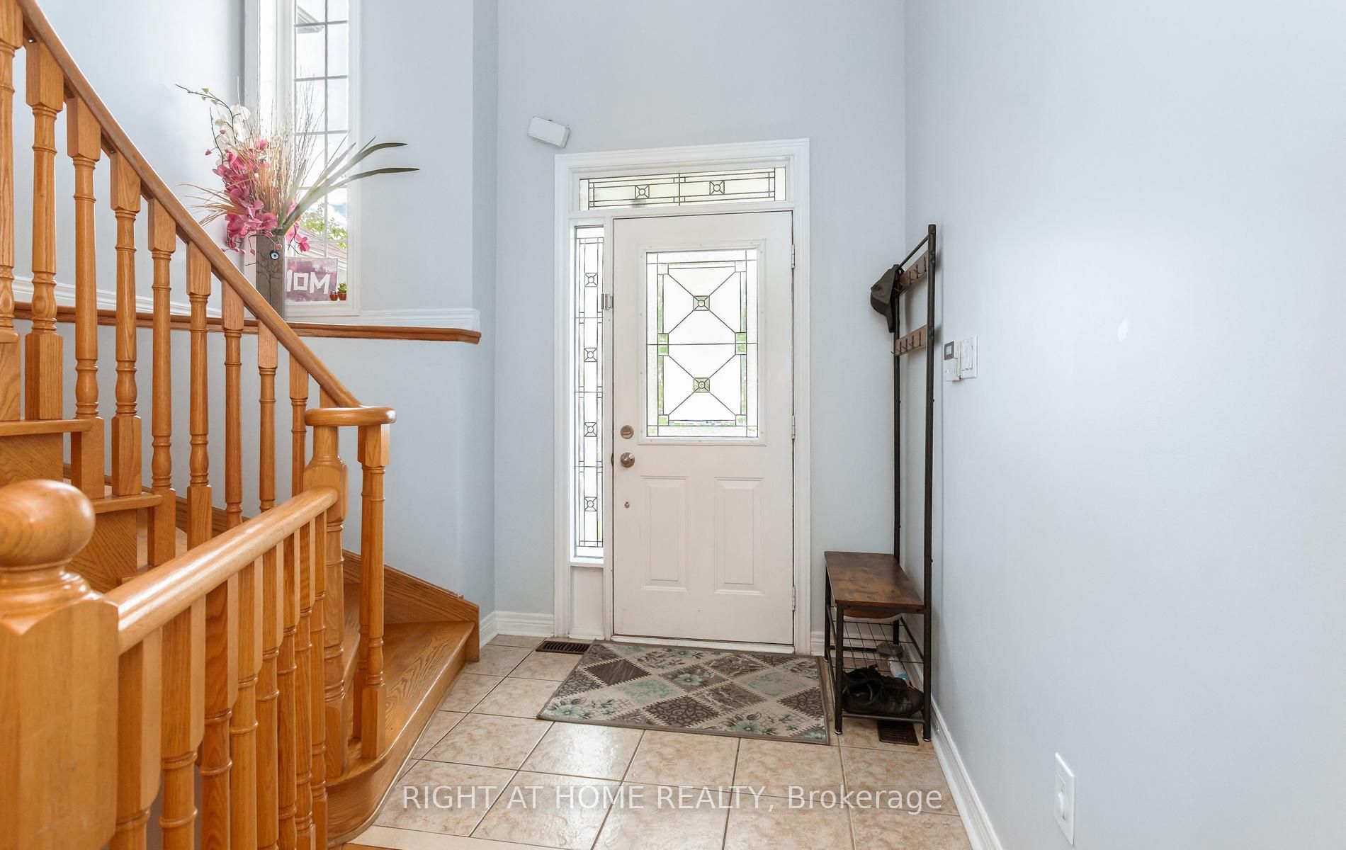3852 Bloomington Crescent, Mississauga, ON L5M 0A3 photo 4