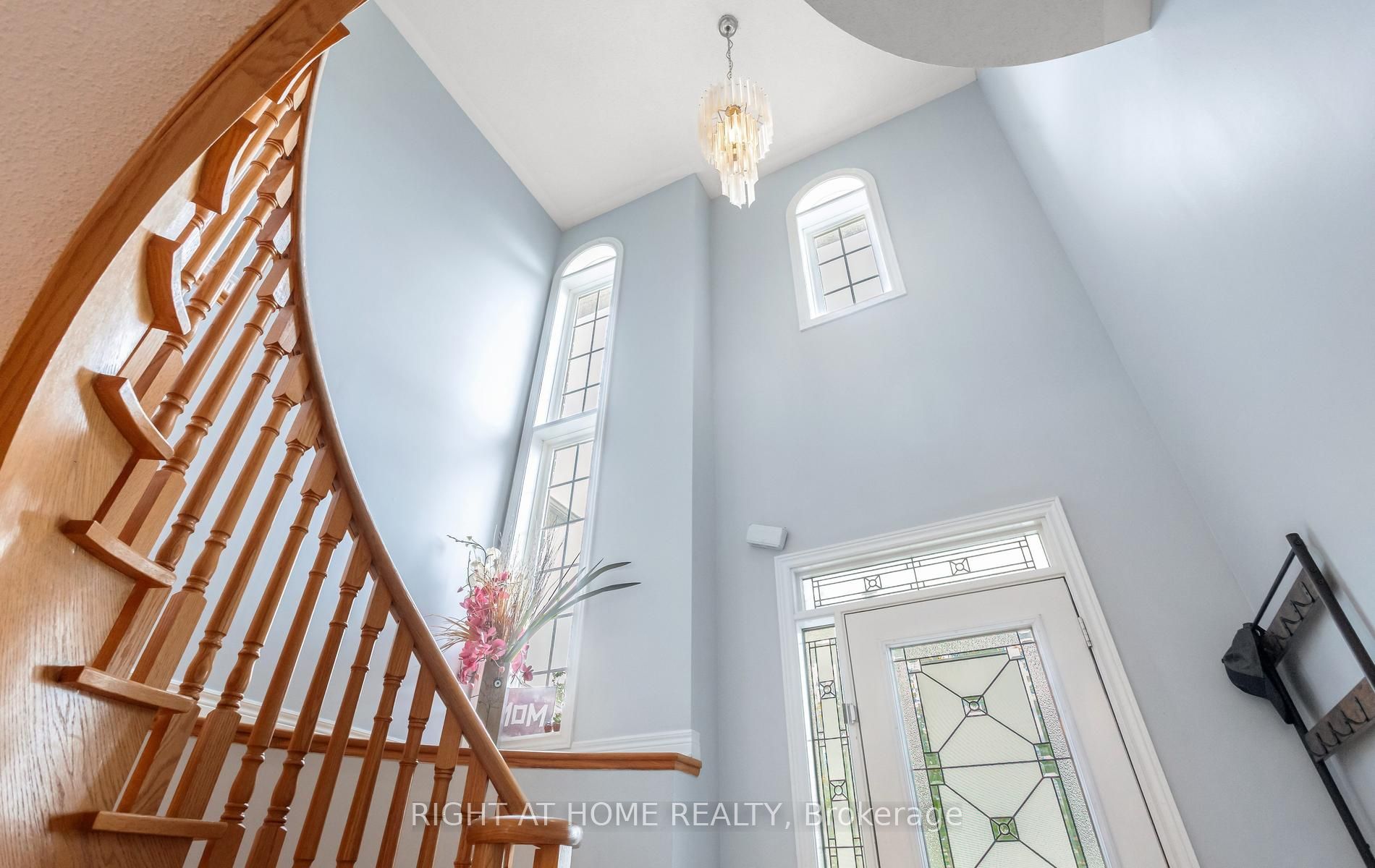 3852 Bloomington Crescent, Mississauga, ON L5M 0A3 photo 5
