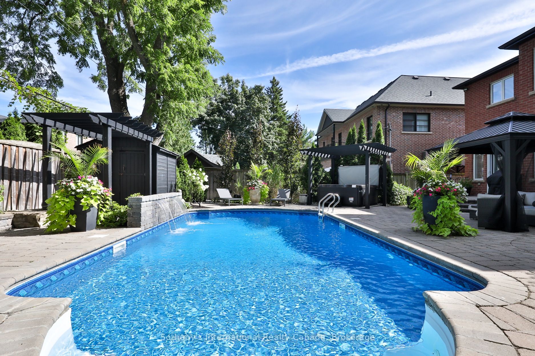 1437 Islington Avenue, Toronto, ON M9A 3K8 photo 4