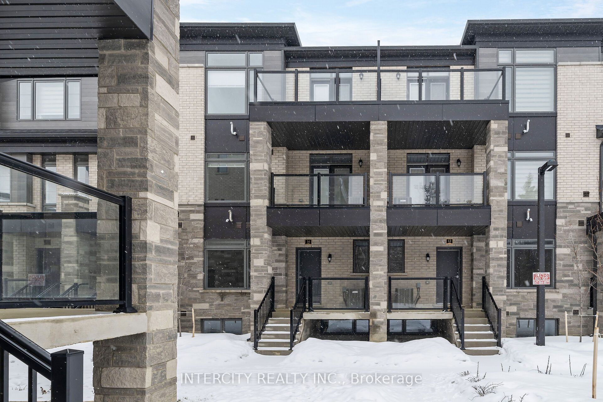 14 Savvy Lane, Caledon, ON L7C 1Z9