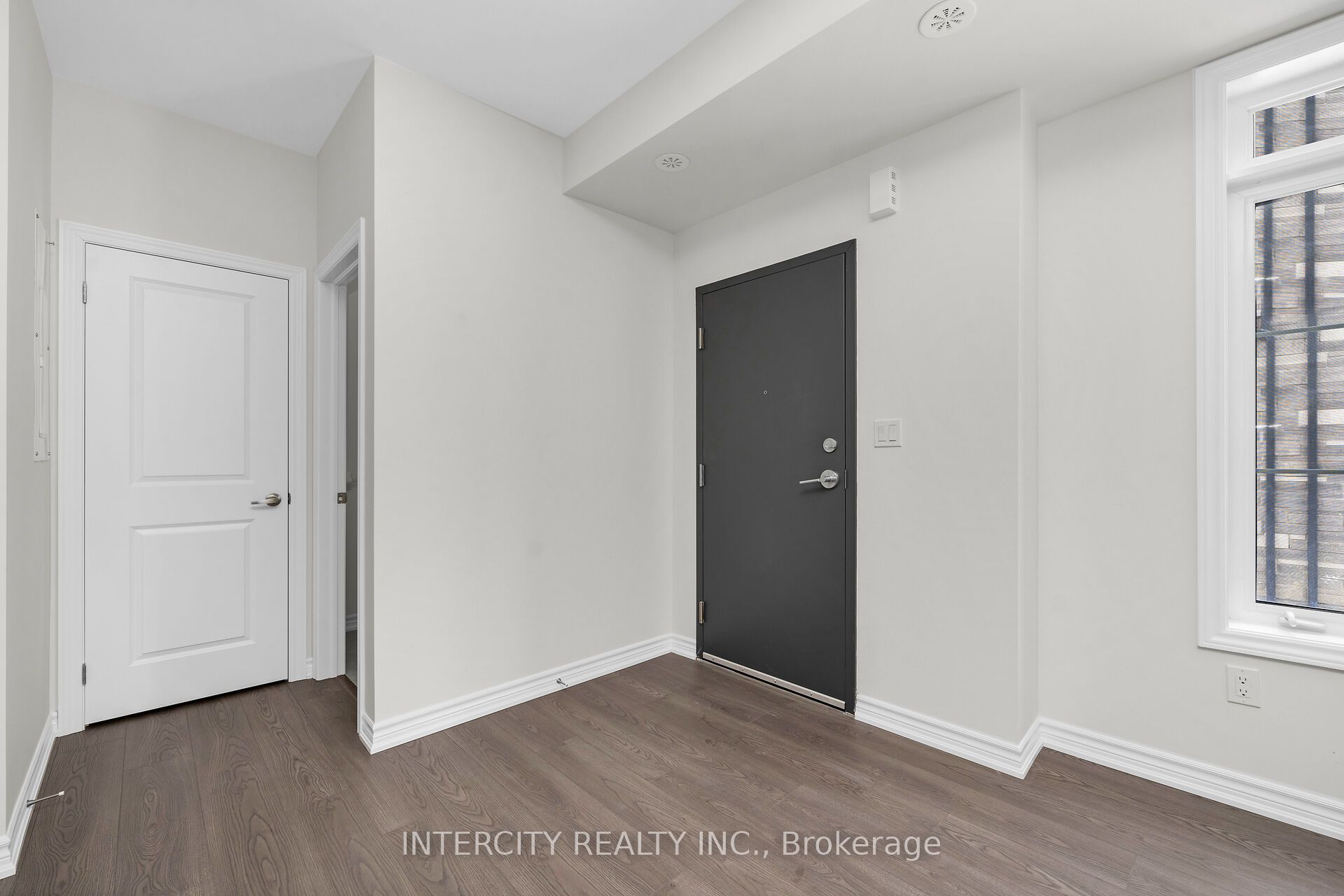 14 Savvy Lane, Caledon, ON L7C 1Z9 photo 4