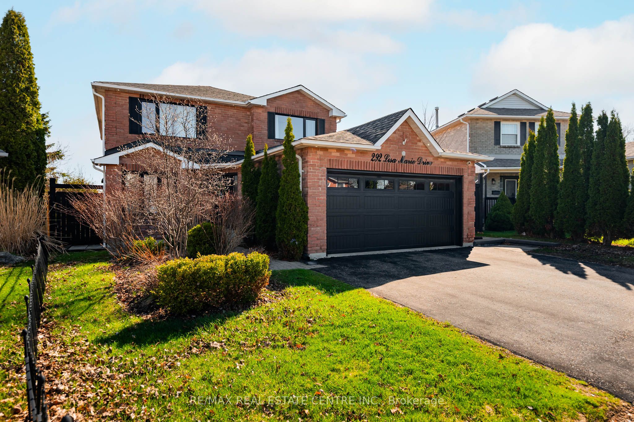 292 Lisa Marie Drive, Orangeville, ON L9W 4P4