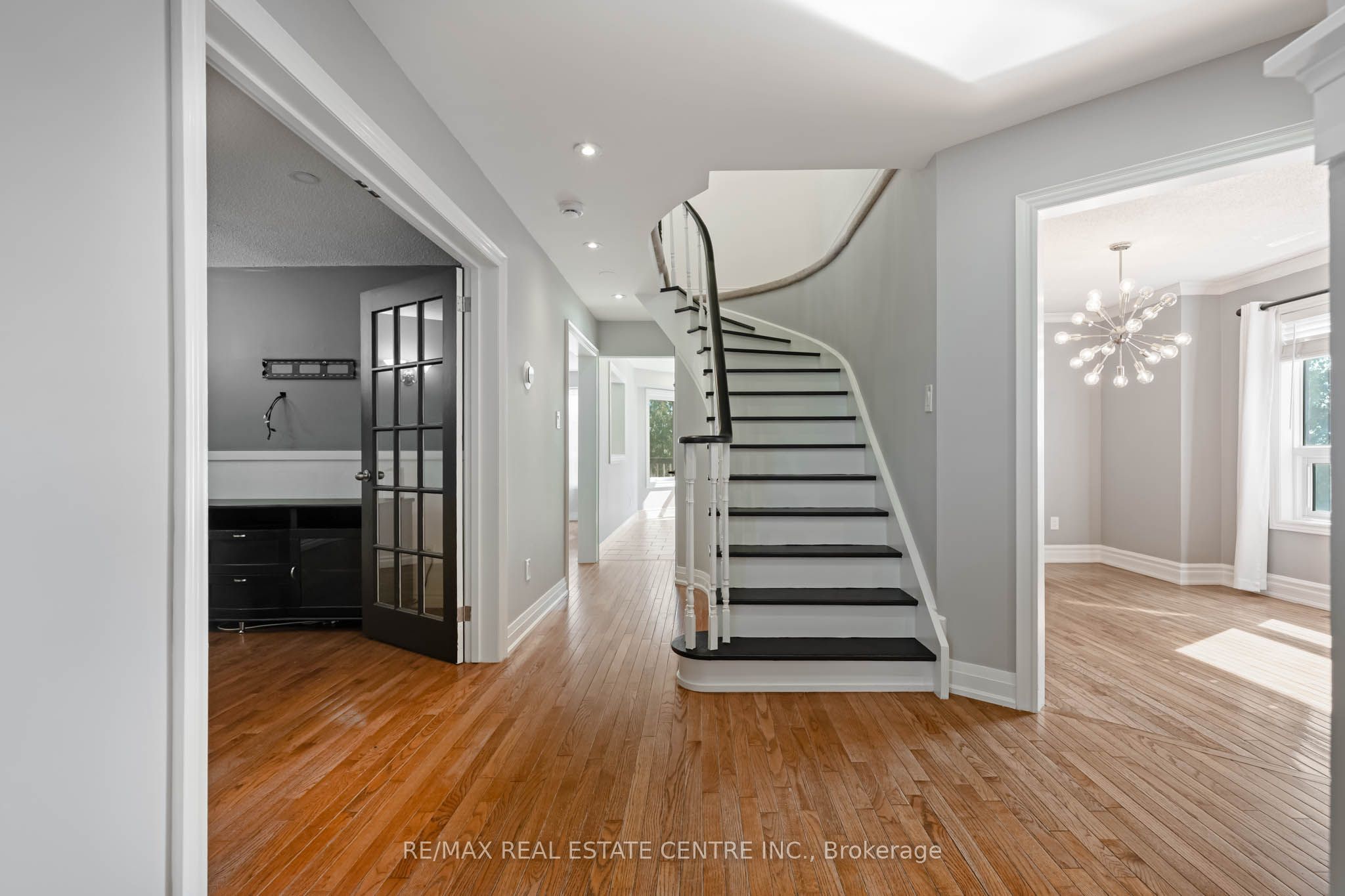 292 Lisa Marie Drive, Orangeville, ON L9W 4P4 photo 5