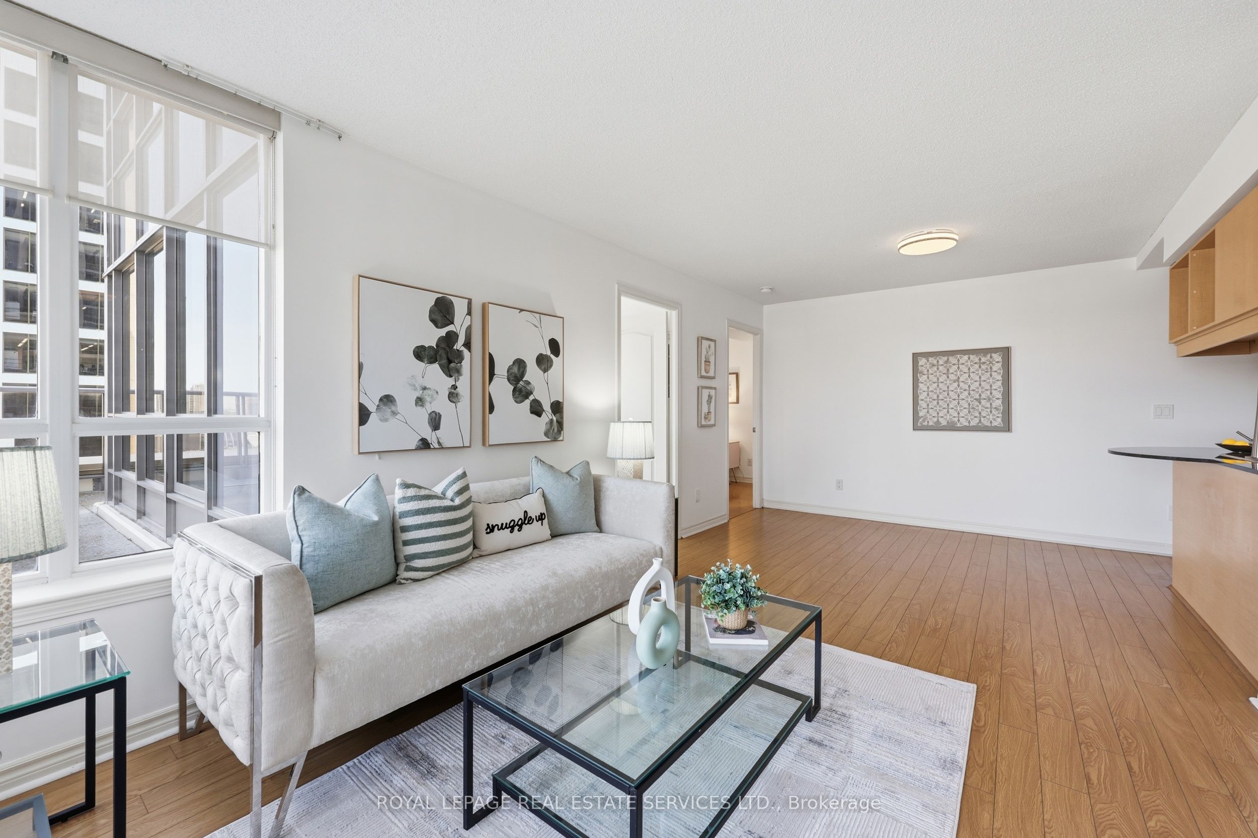 4090 Living Arts Drive 808, Mississauga, ON L5B 4M8