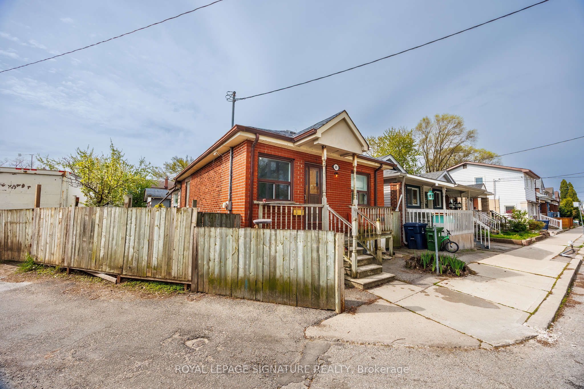 69 Nickle Street, Toronto, ON M6M 2H7 photo 4
