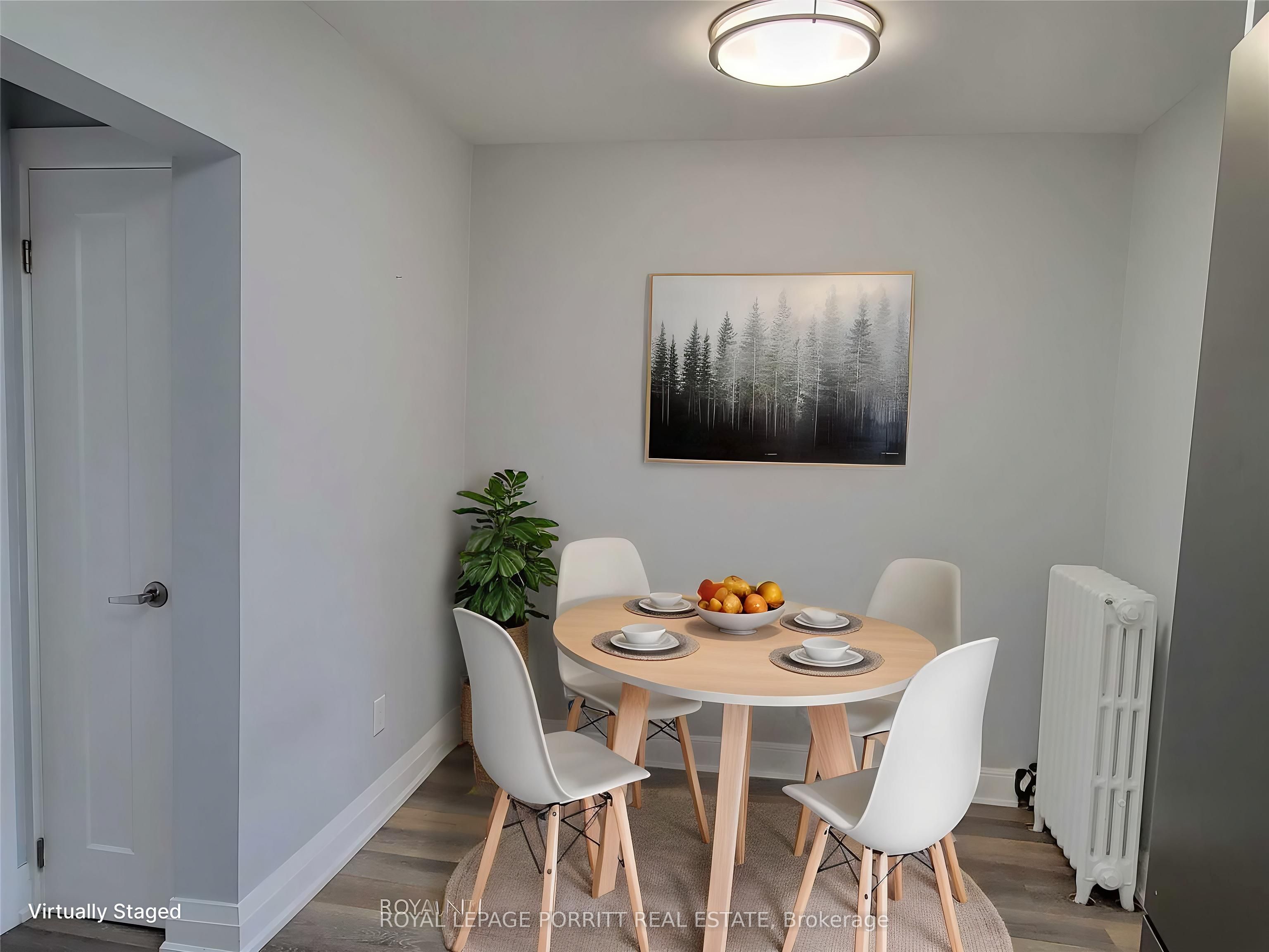 3465 Lake Shore Boulevard W #3, Toronto, ON M8W 1N2 photo 4