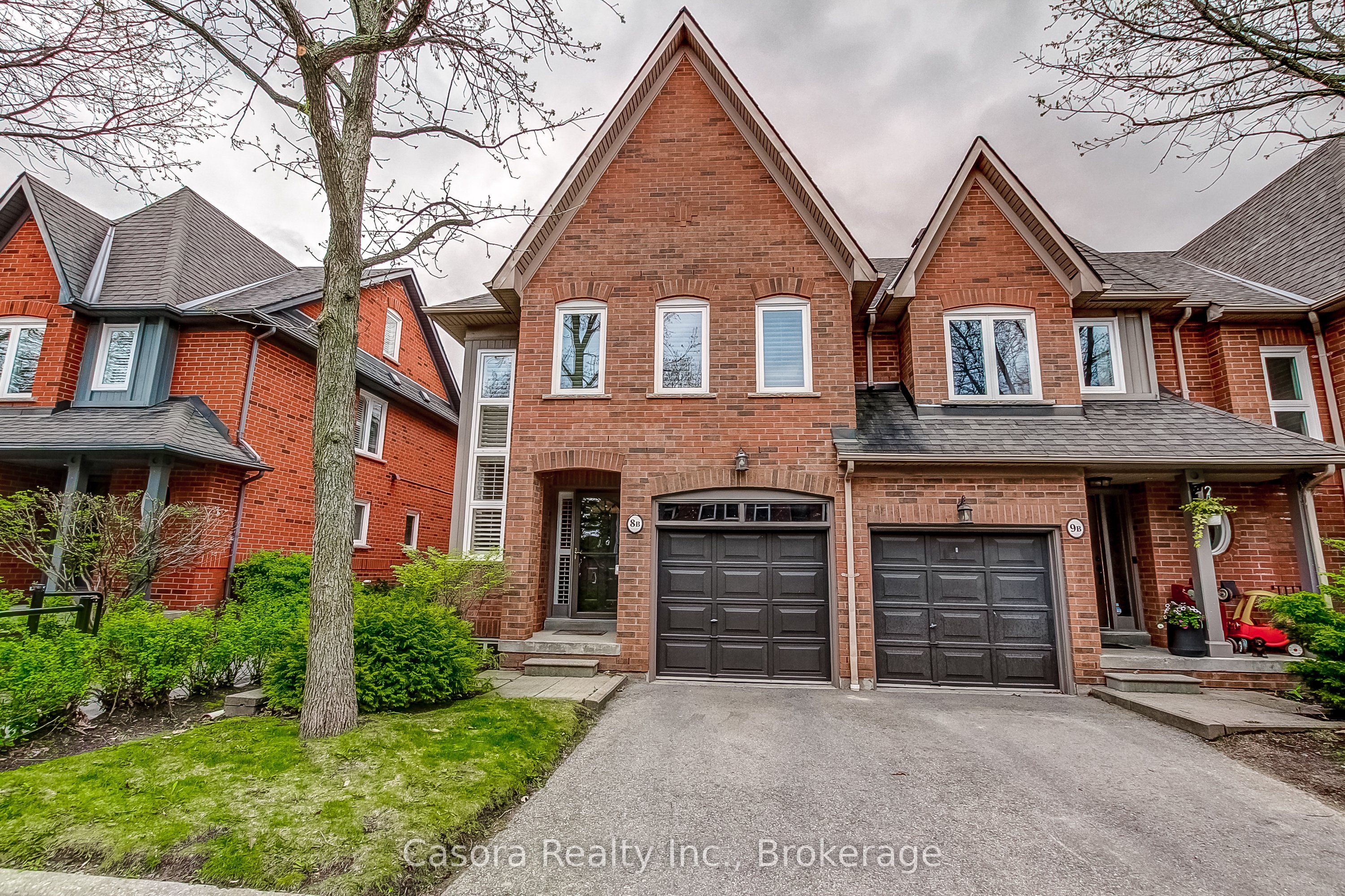 1084 Queen Street W 8B, Mississauga, ON L5H 4K4