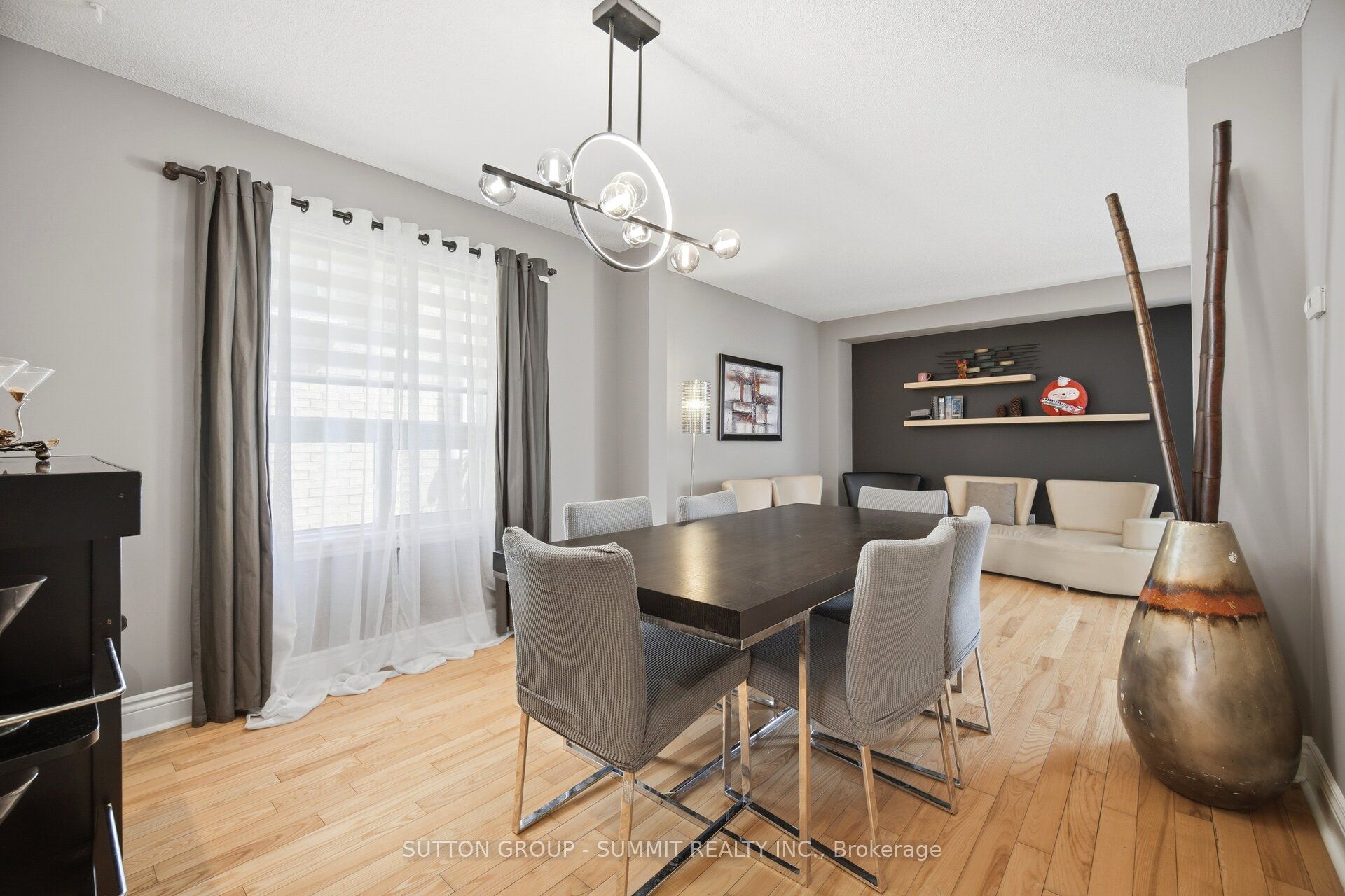 1390 ASTRELLA Crescent, Mississauga, ON L5M 4Z8 photo 4