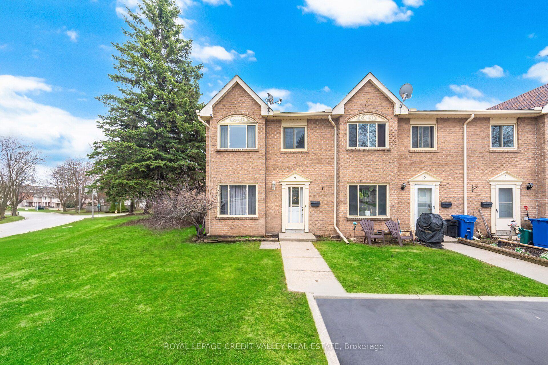 2 Parkview Drive 4, Orangeville, ON L9W 1T2
