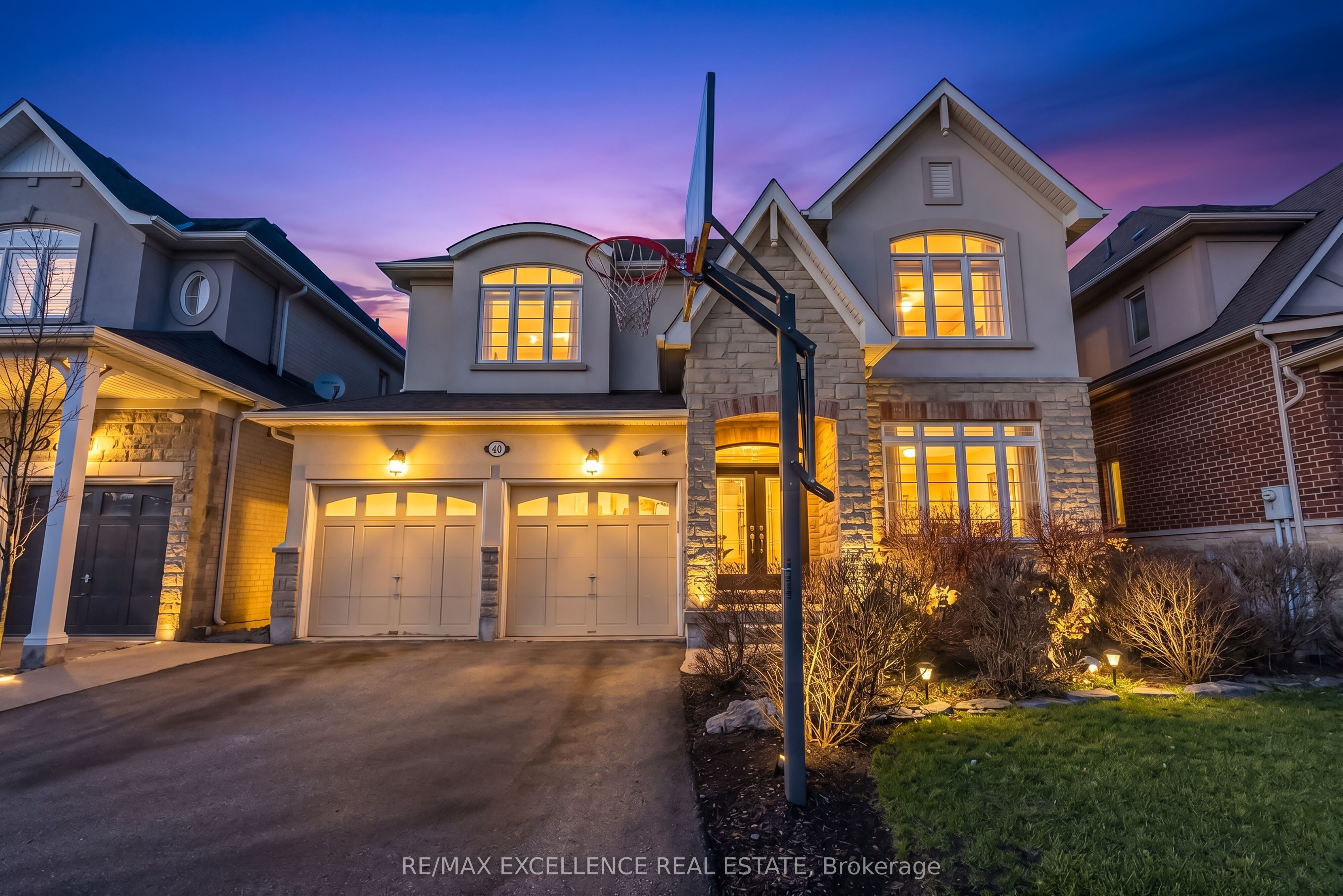 40 Imperial Lakes Drive, Brampton, ON L6P 2V3 photo 2