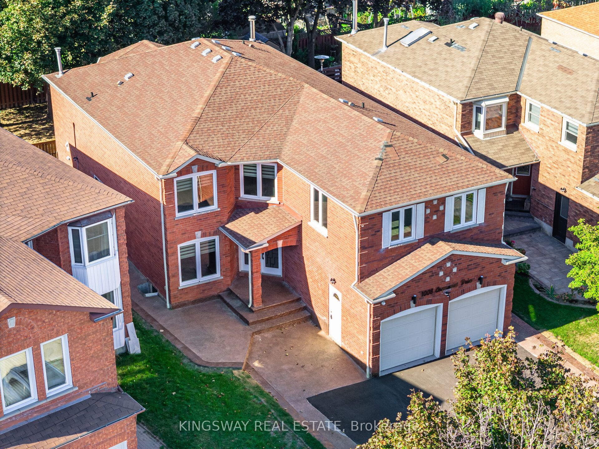 1008 Ceremonial Drive, Mississauga, ON L5R 2Z7