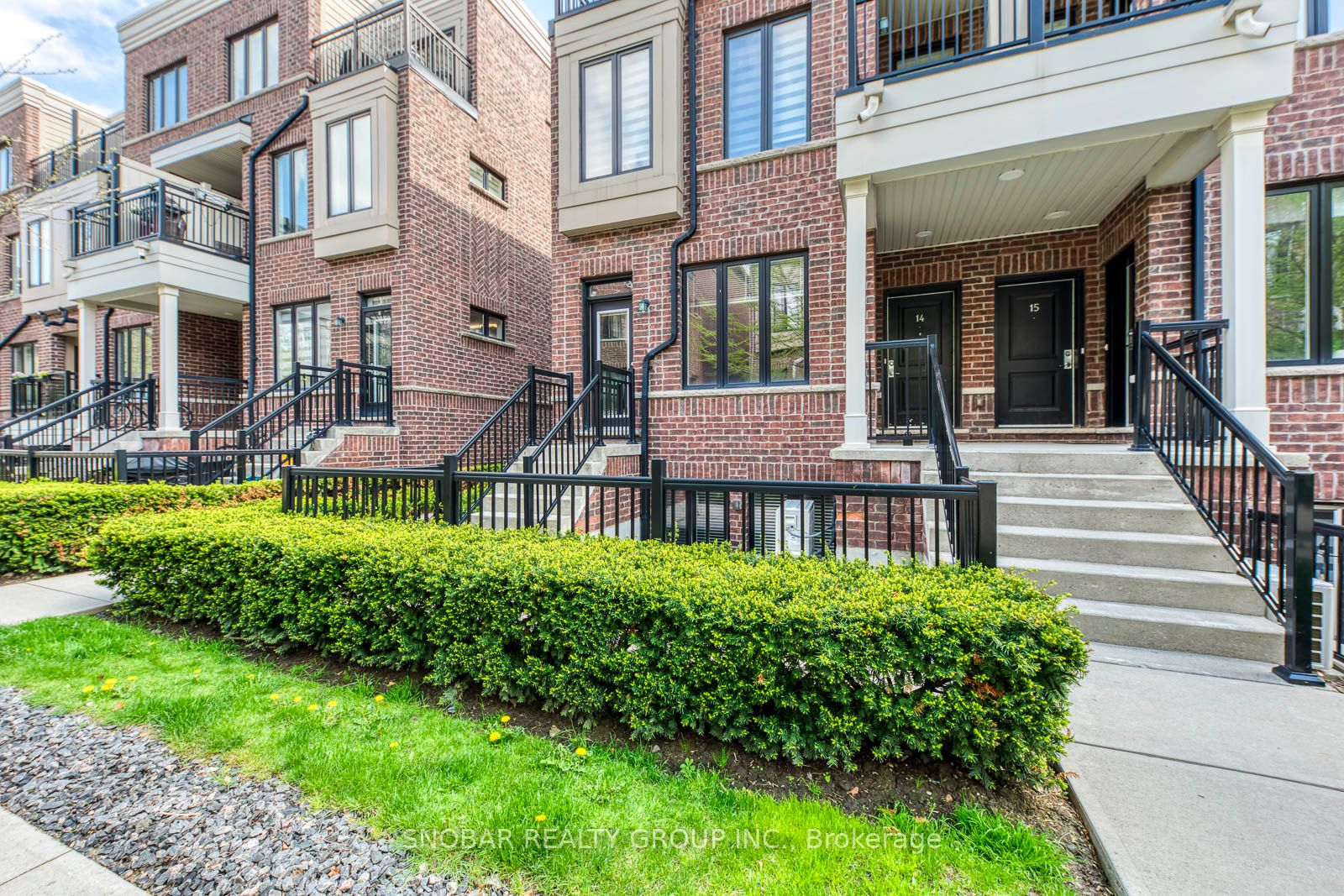 10 Carnation Avenue 13, Toronto, ON M8V 0B8 photo 3
