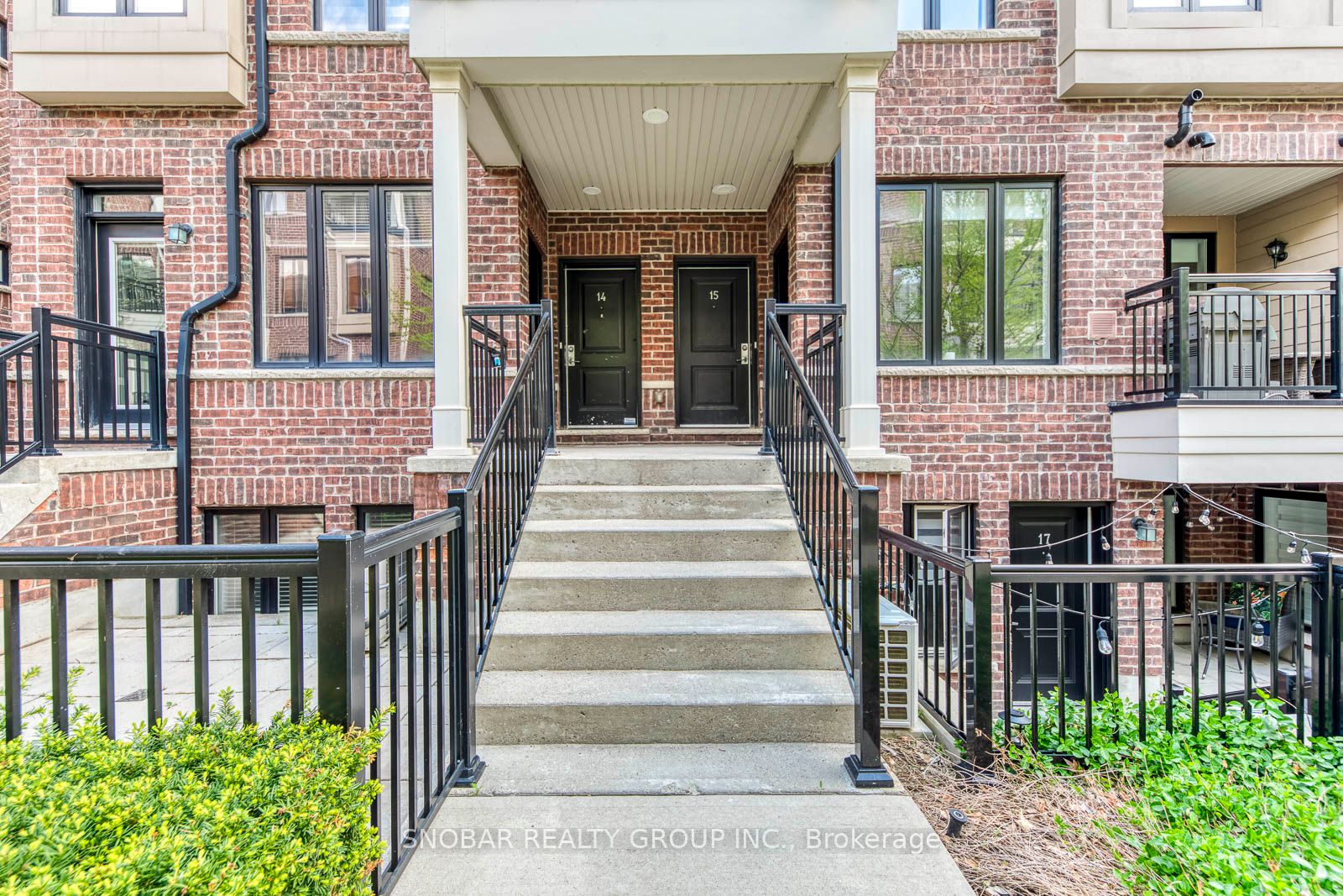 10 Carnation Avenue 13, Toronto, ON M8V 0B8 photo 4