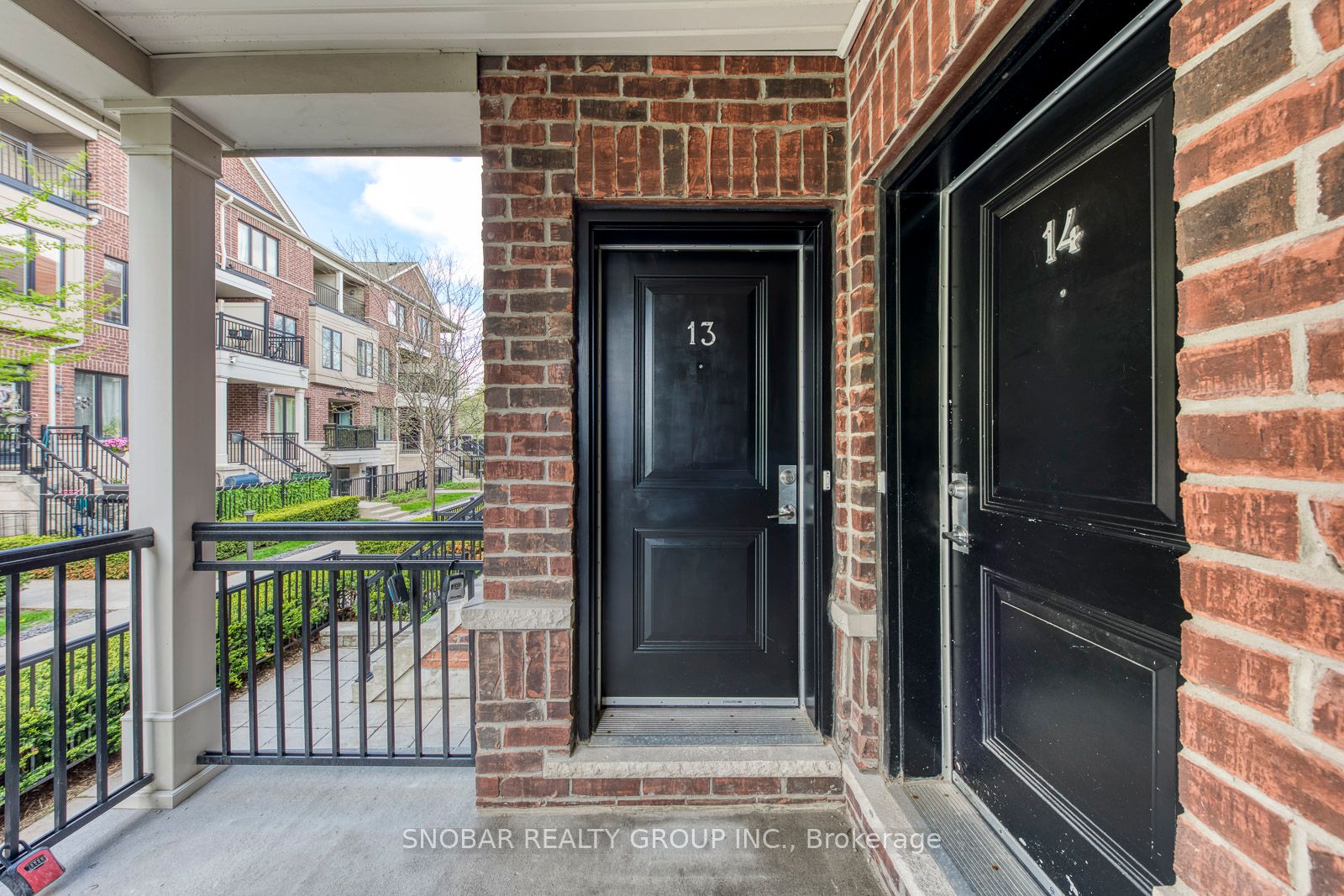 10 Carnation Avenue 13, Toronto, ON M8V 0B8 photo 5
