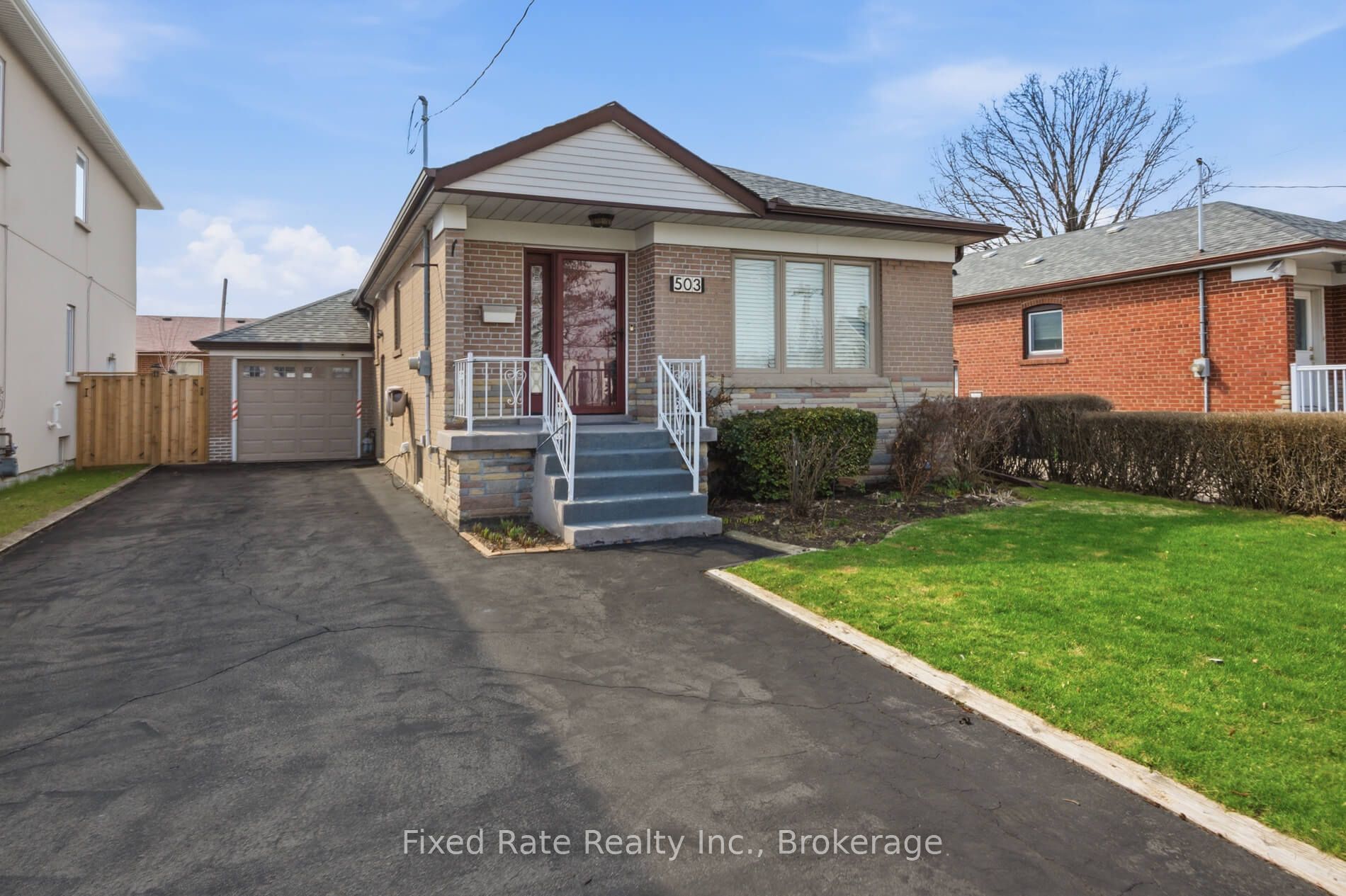 503 Evans Avenue, Toronto, ON M8W 2V3