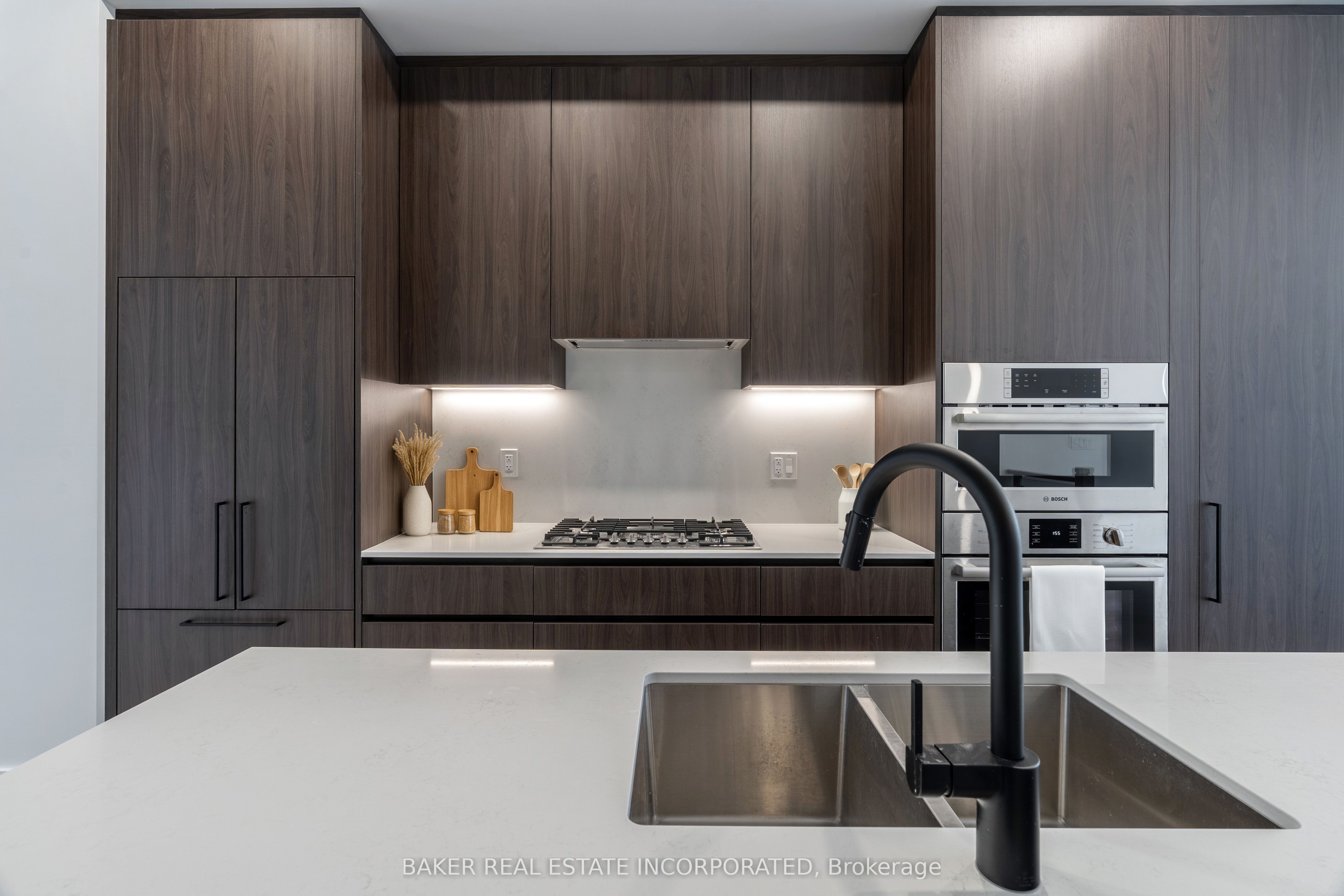 50 Coveside Drive 31, Mississauga, ON L5H 0B2 photo 3