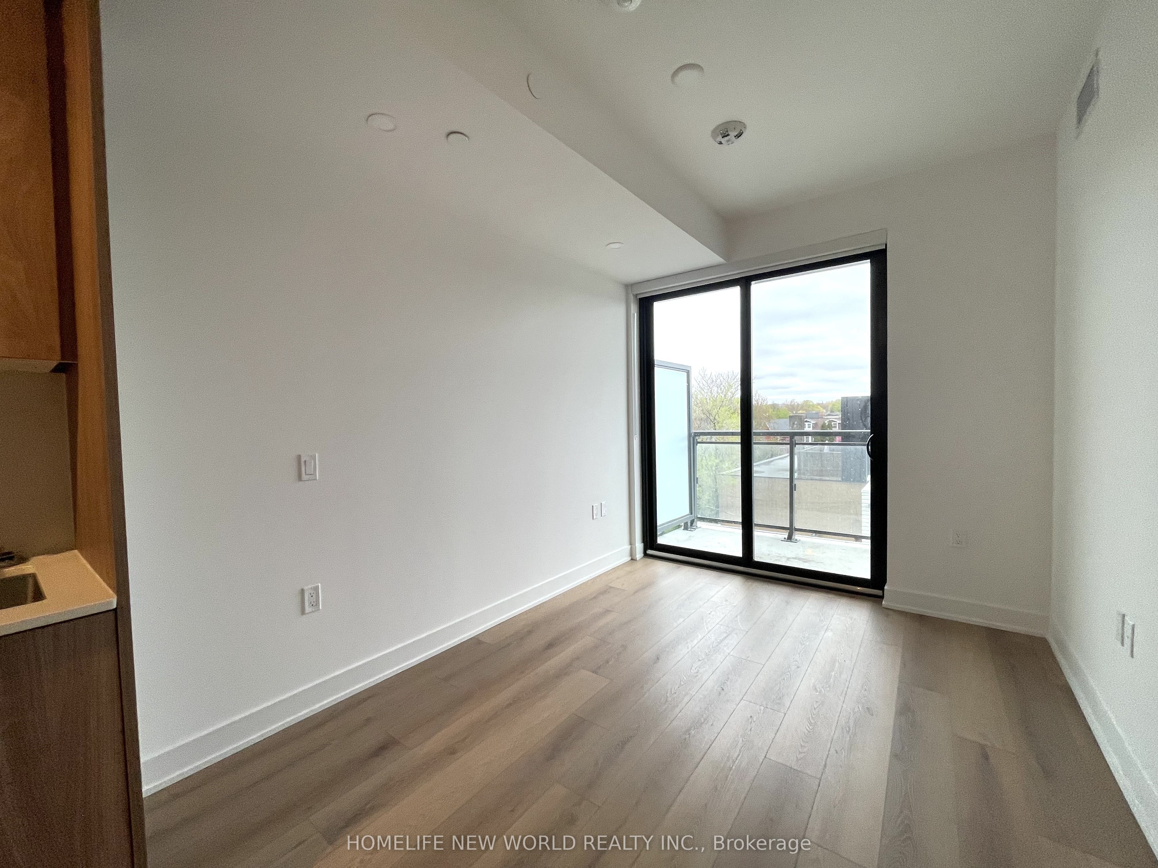758 Dovercourt Road 401, Toronto, ON M6H 0G7 photo 5