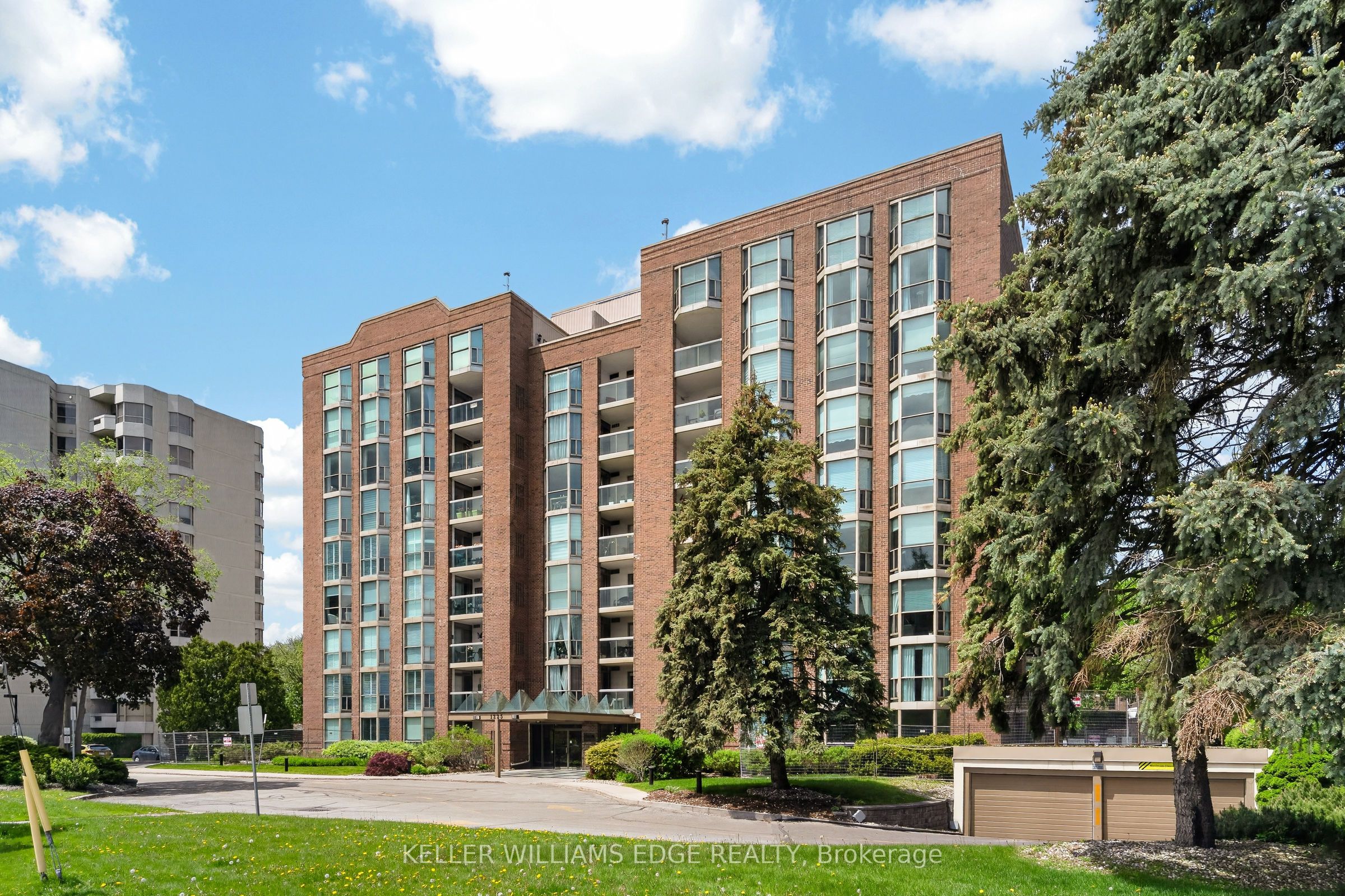 1225 North Shore Boulevard E 510, Burlington, ON L7S 1Z6 photo 2