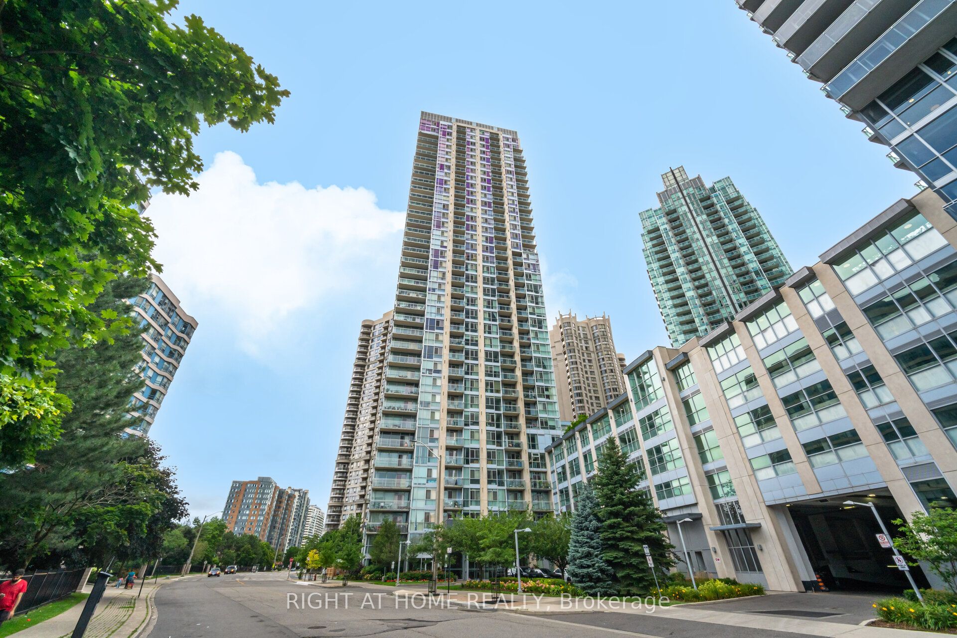 225 Webb Drive 2308, Mississauga, ON L5B 4P2 photo 3