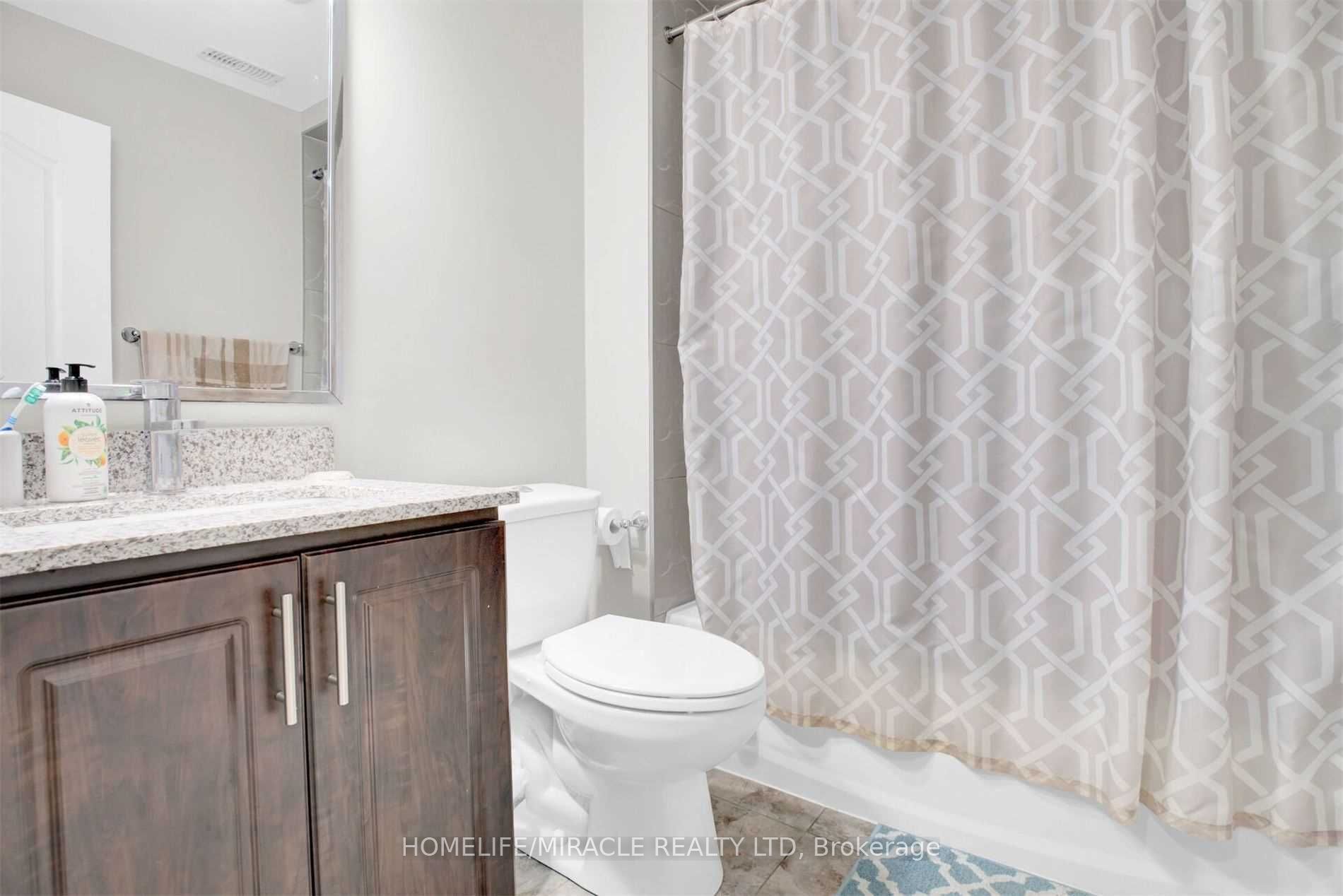 51 Connolly Crescent Bsmt, Brampton, ON L6R 0G9 photo 4