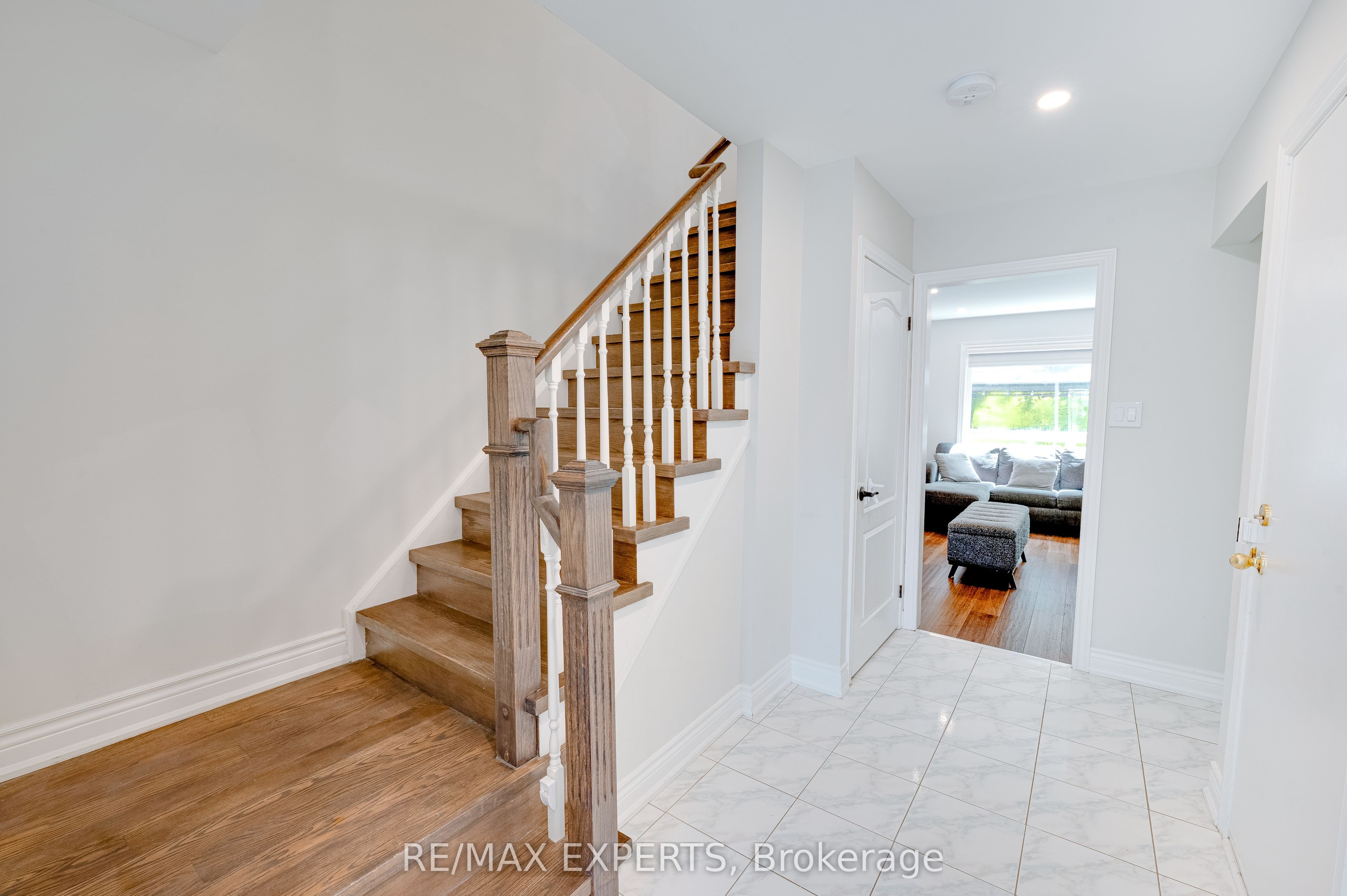 30 Rolling Hills Lane, Caledon, ON L7E 1T9 photo 5