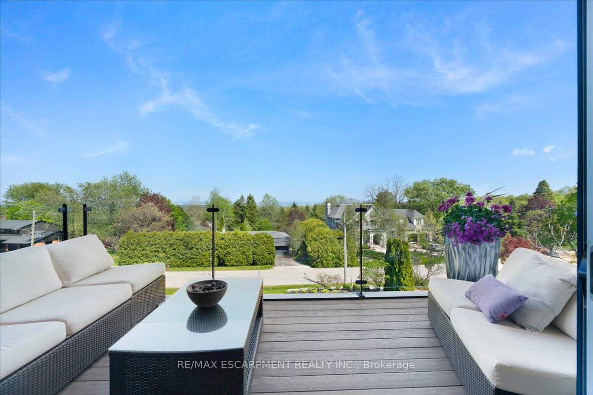 1309 Beaufort Drive, Burlington, ON L7P 4V9 photo 5