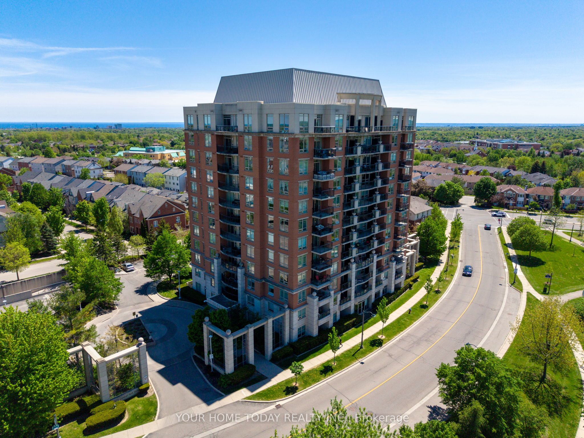 2325 Central Park Drive 705, Oakville, ON L6H 0E2