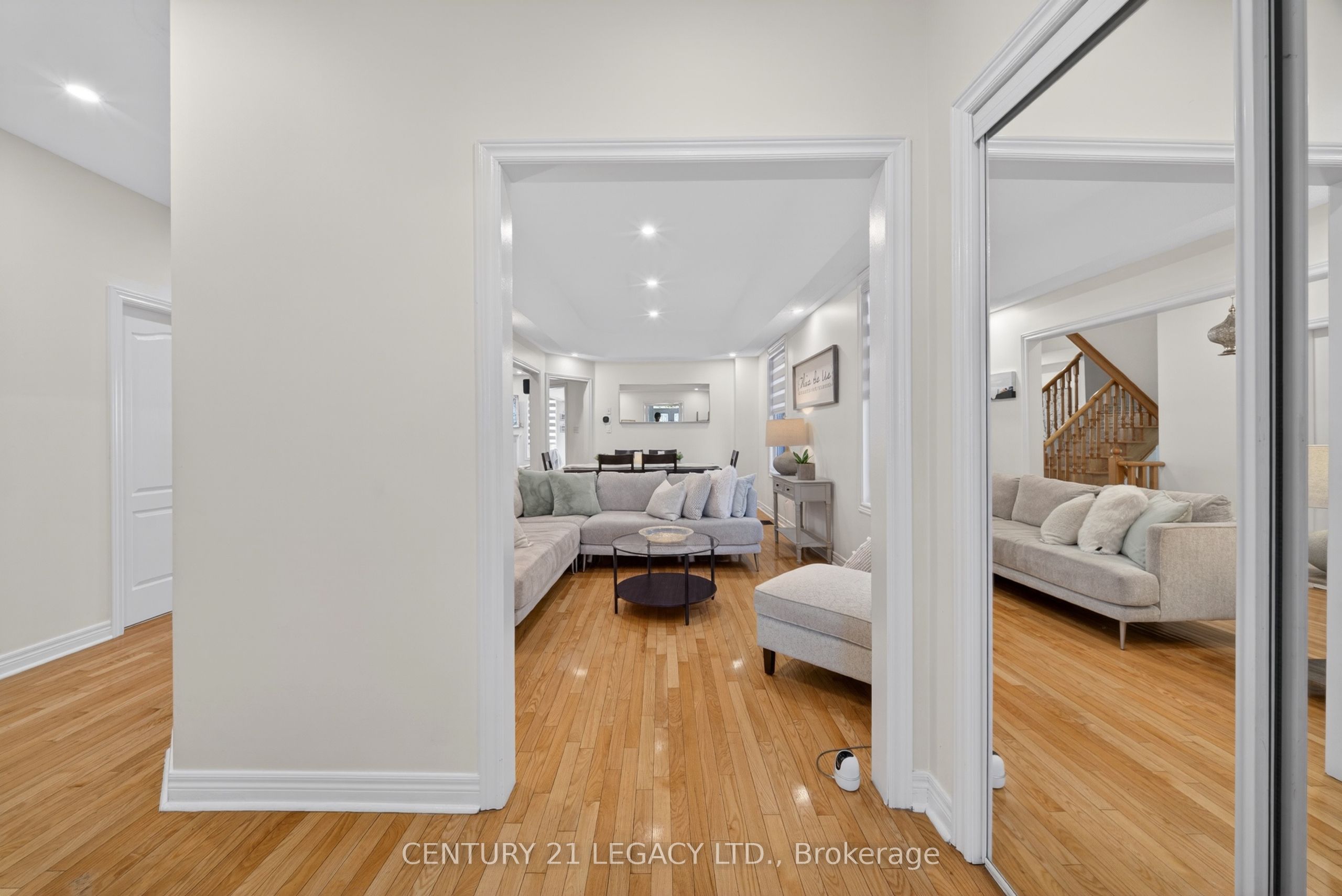 12 Aria Lane, Brampton, ON L6S 6J5 photo 5