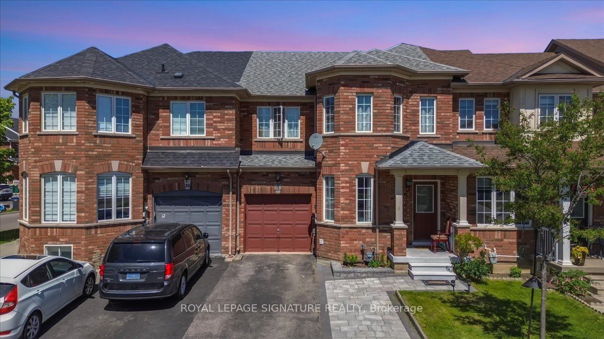 28 Pompano Place, Brampton, ON L6P 1N5 photo 3