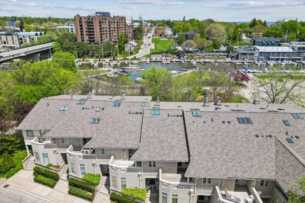 89 Forsythe Street, Oakville, ON L6K 3R7 photo 2