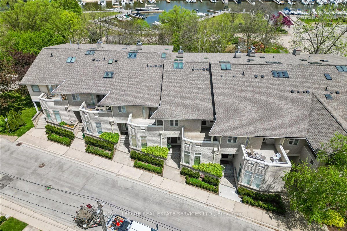 89 Forsythe Street, Oakville, ON L6K 3R7 photo 3