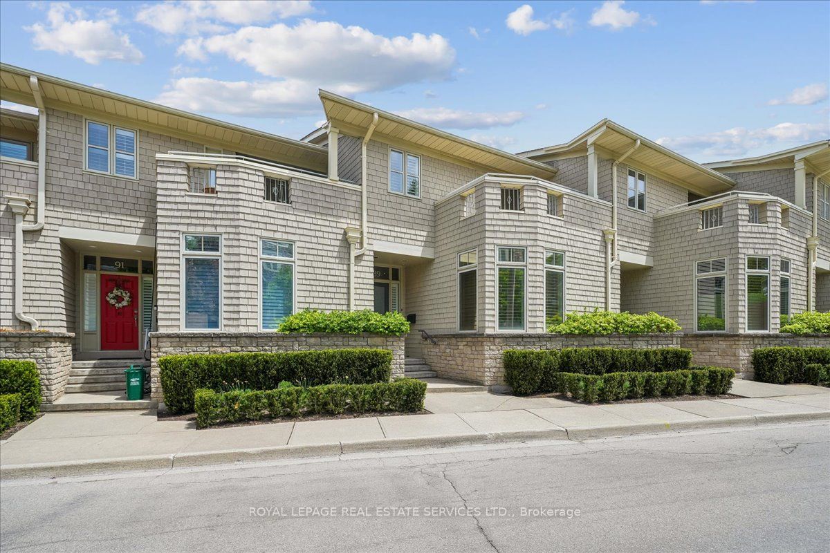 89 Forsythe Street, Oakville, ON L6K 3R7 photo 4