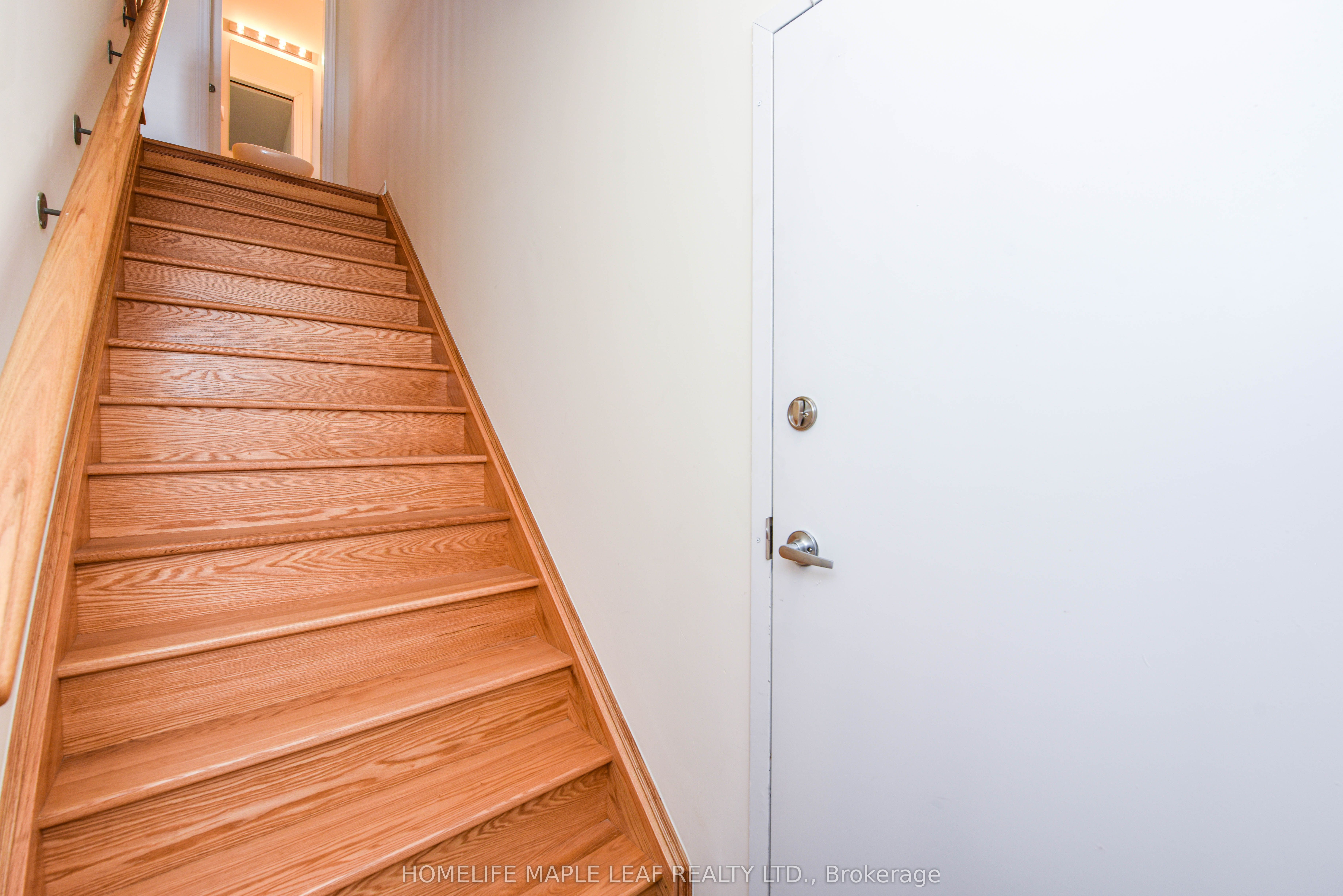 30 Halliford Place 206, Brampton, ON L6P 4R1 photo 5