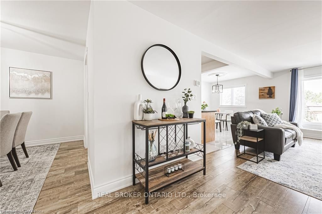 3050 Pinemeadow Drive 30, Burlington, ON L7M 3X5 photo 4