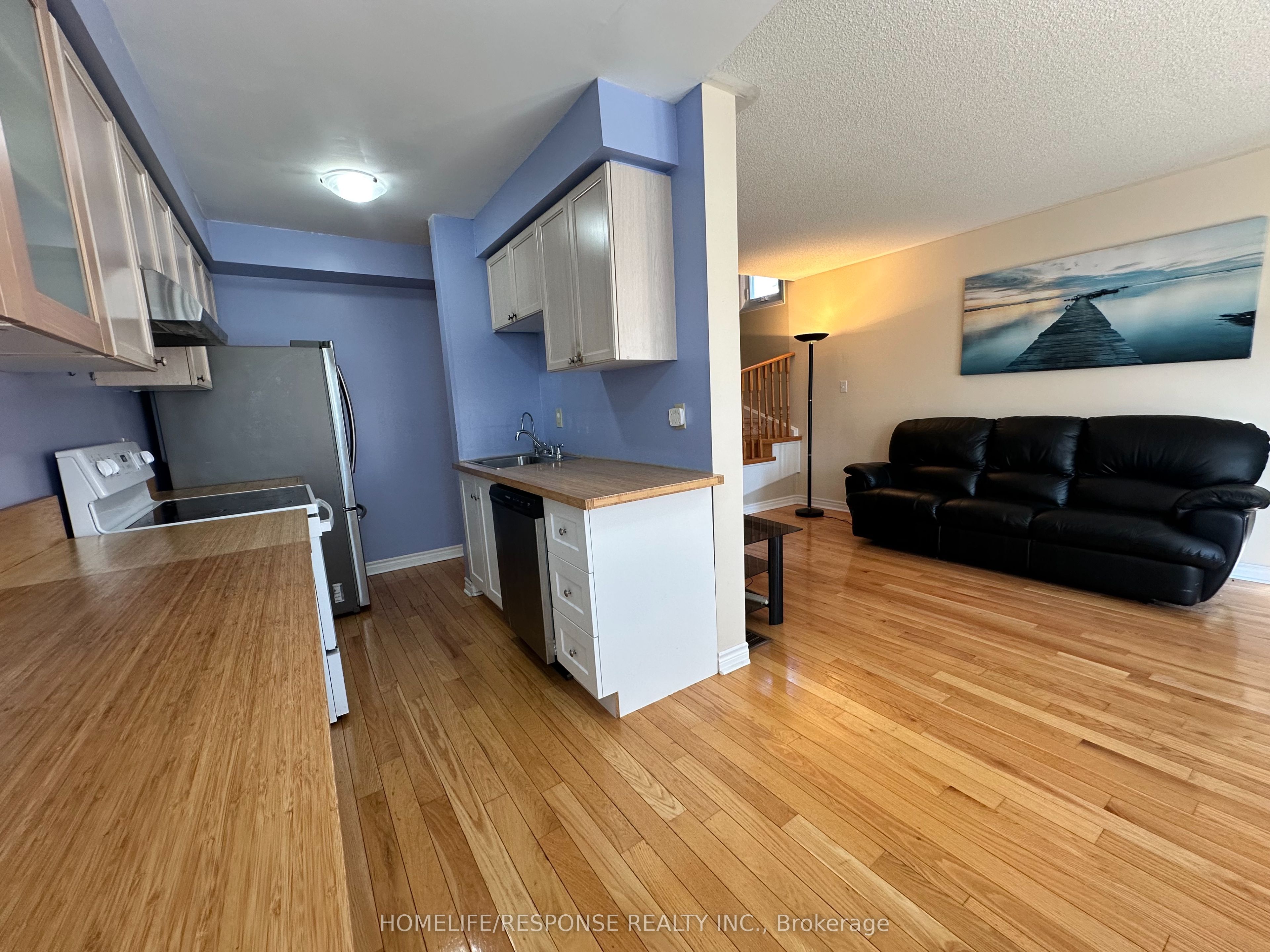 89 RAVENSCLIFFE Court, Brampton, ON L6X 4N9 photo 4
