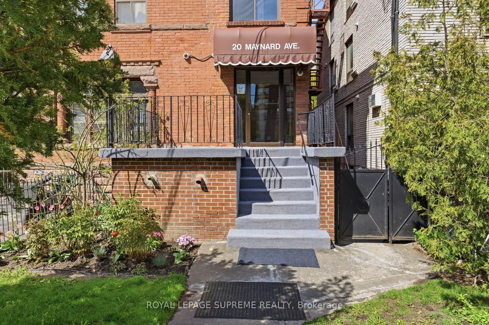 20 Maynard Avenue, Toronto, ON M6K 2Z9 photo 5