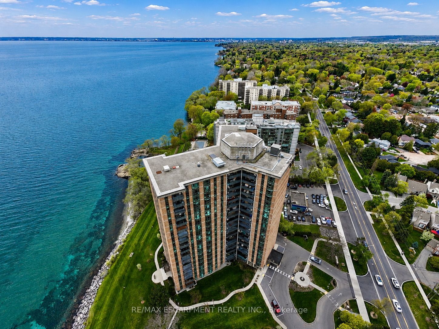 5250 Lakeshore Road 602, Burlington, ON L7L 5L2 photo 5