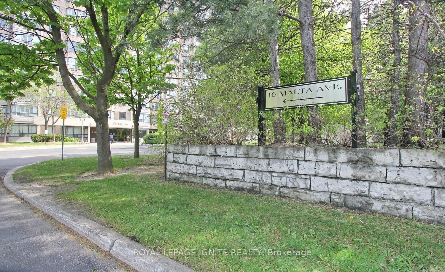 10 Malta Avenue 503, Brampton, ON L6Y 4G6