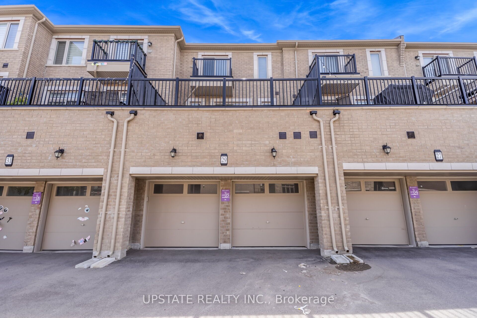 29 Ravenbury Street, Brampton, ON L6P 4P6 photo 2