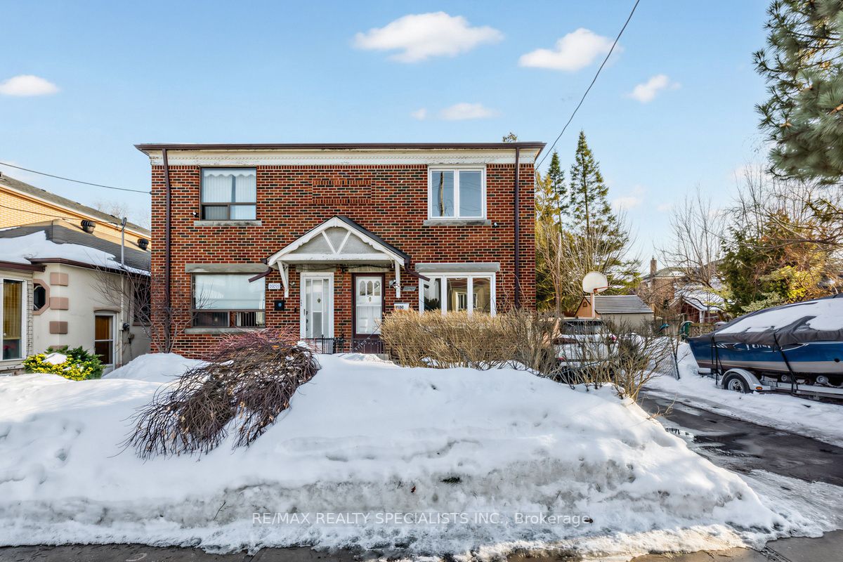 1035 Briar Hill Avenue Main & 2nd, Toronto, ON M6B 1M6 photo 2