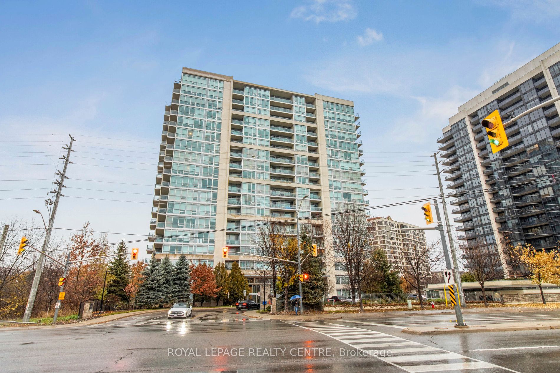 1055 Southdown Road 1503, Mississauga, ON L5J 0A3