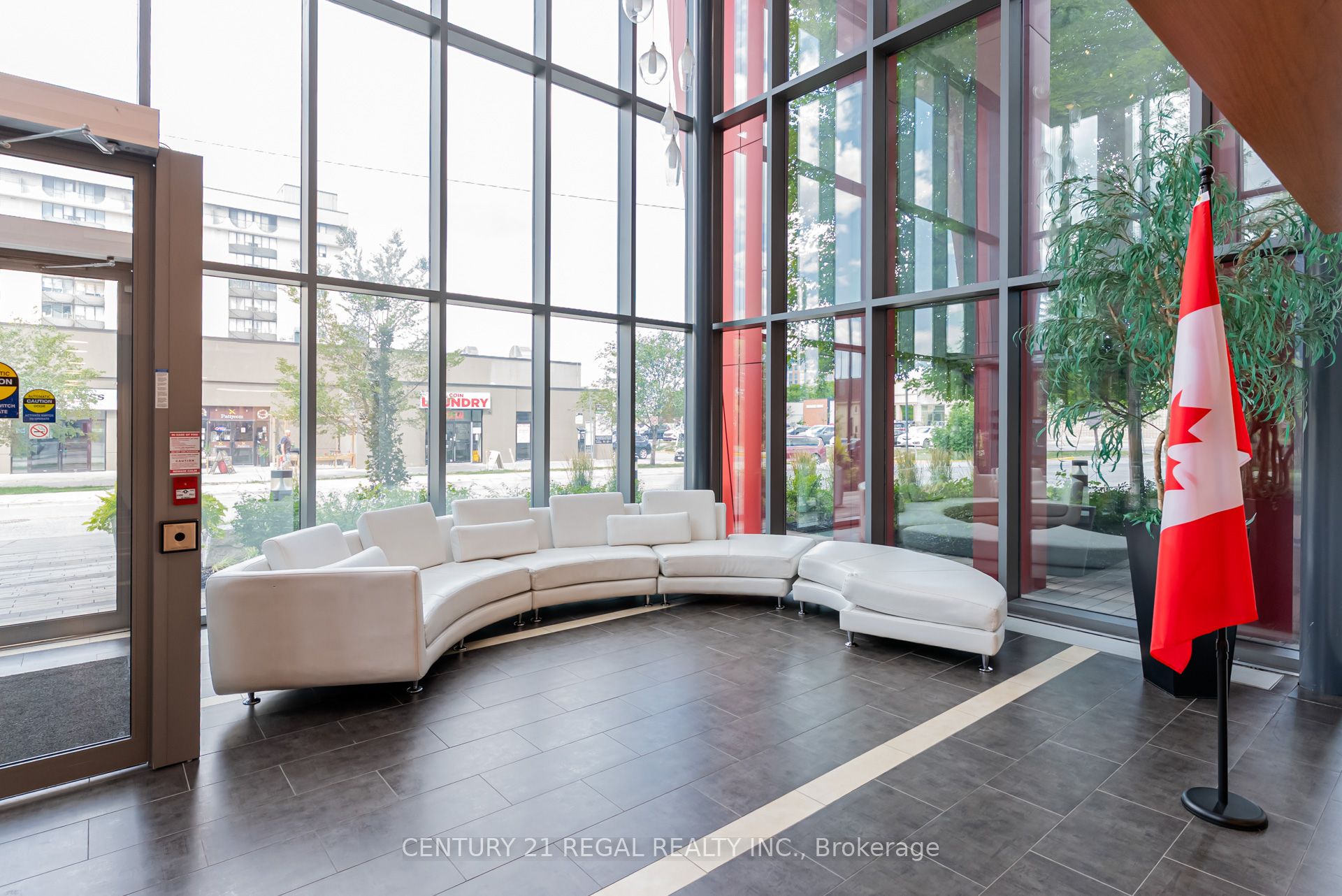 15 James Finlay Way 710, Toronto, ON M3M 0B3 photo 5