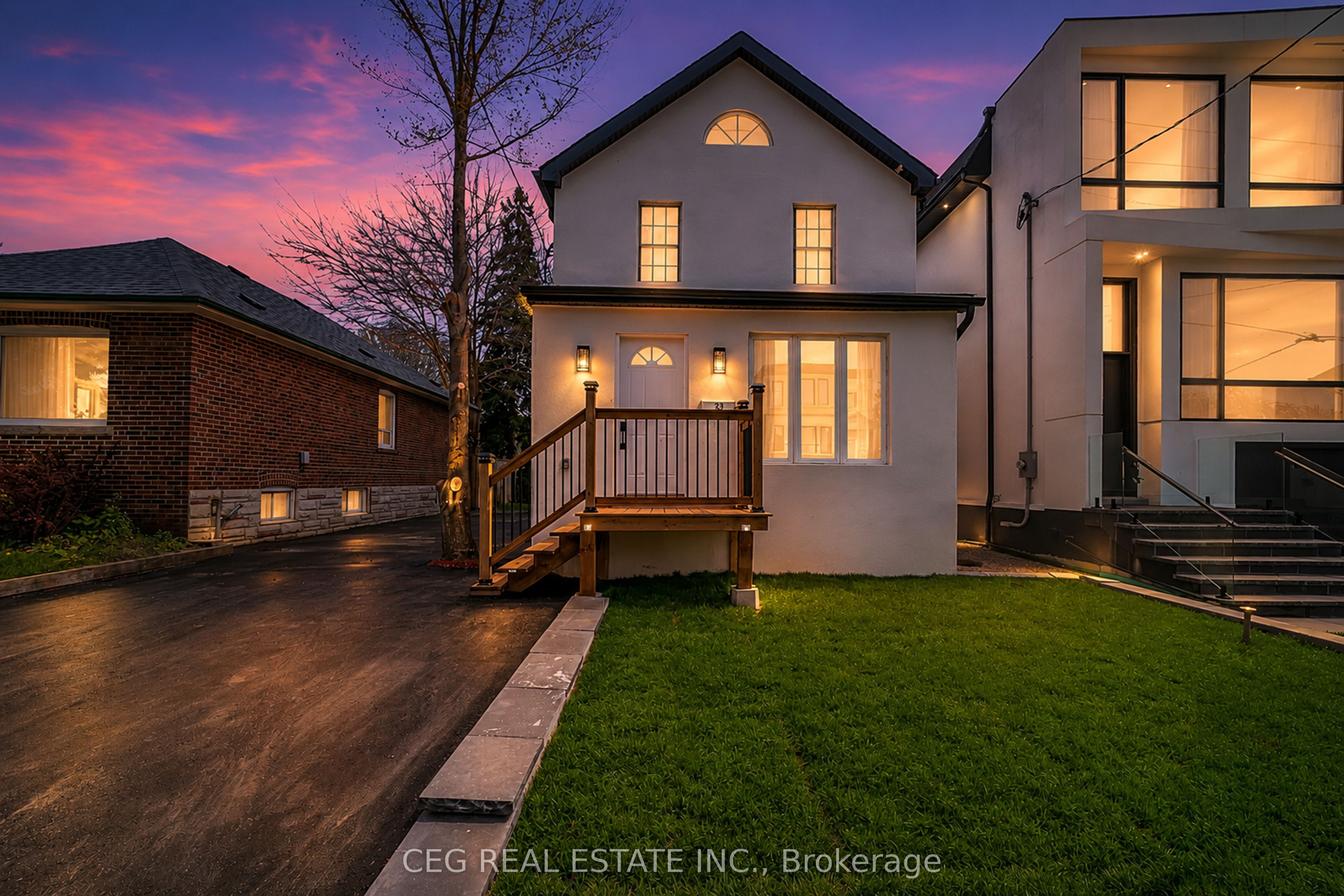 23 16th Street, Toronto, ON M8V 3J7 photo 2