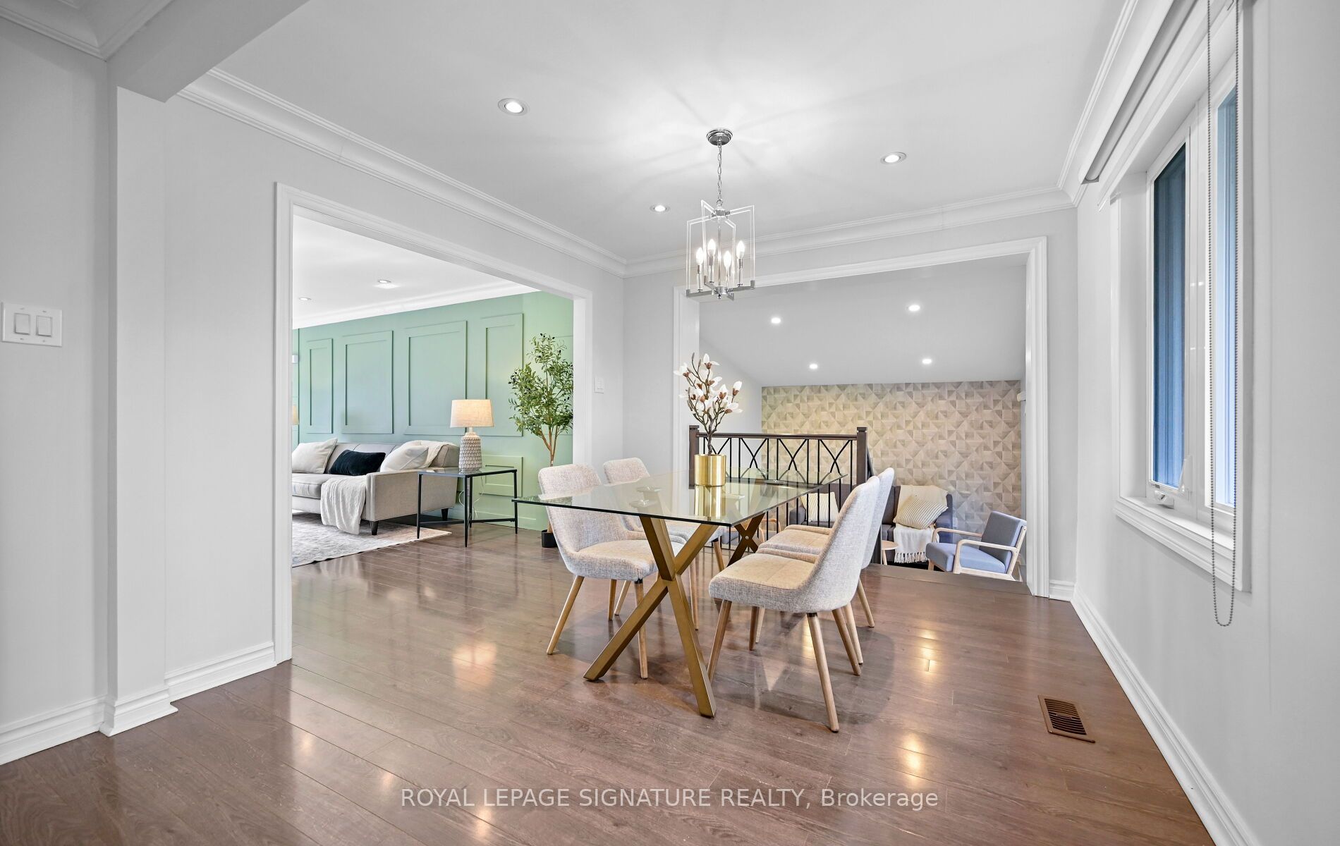 1207 Pinegrove Road, Oakville, ON L6L 2W8 photo 5