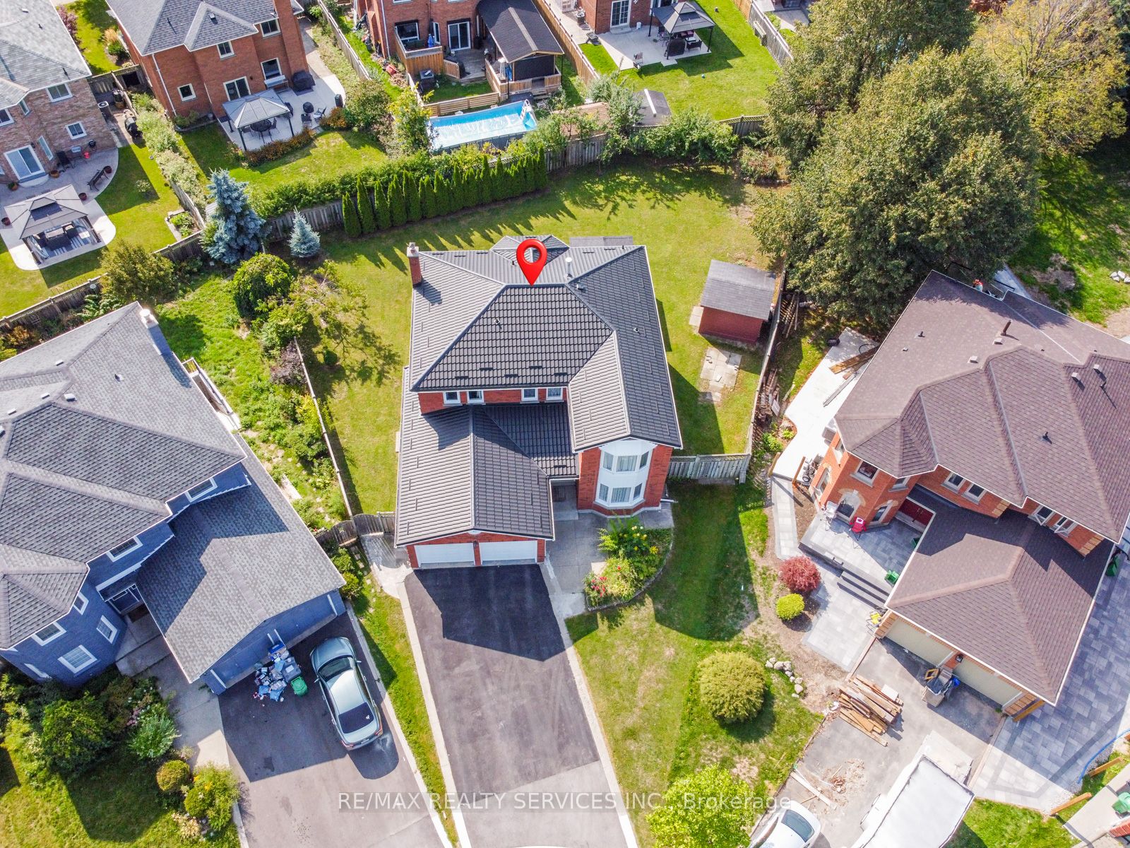 10 St Mark Place, Brampton, ON L6X 3W5 photo 5