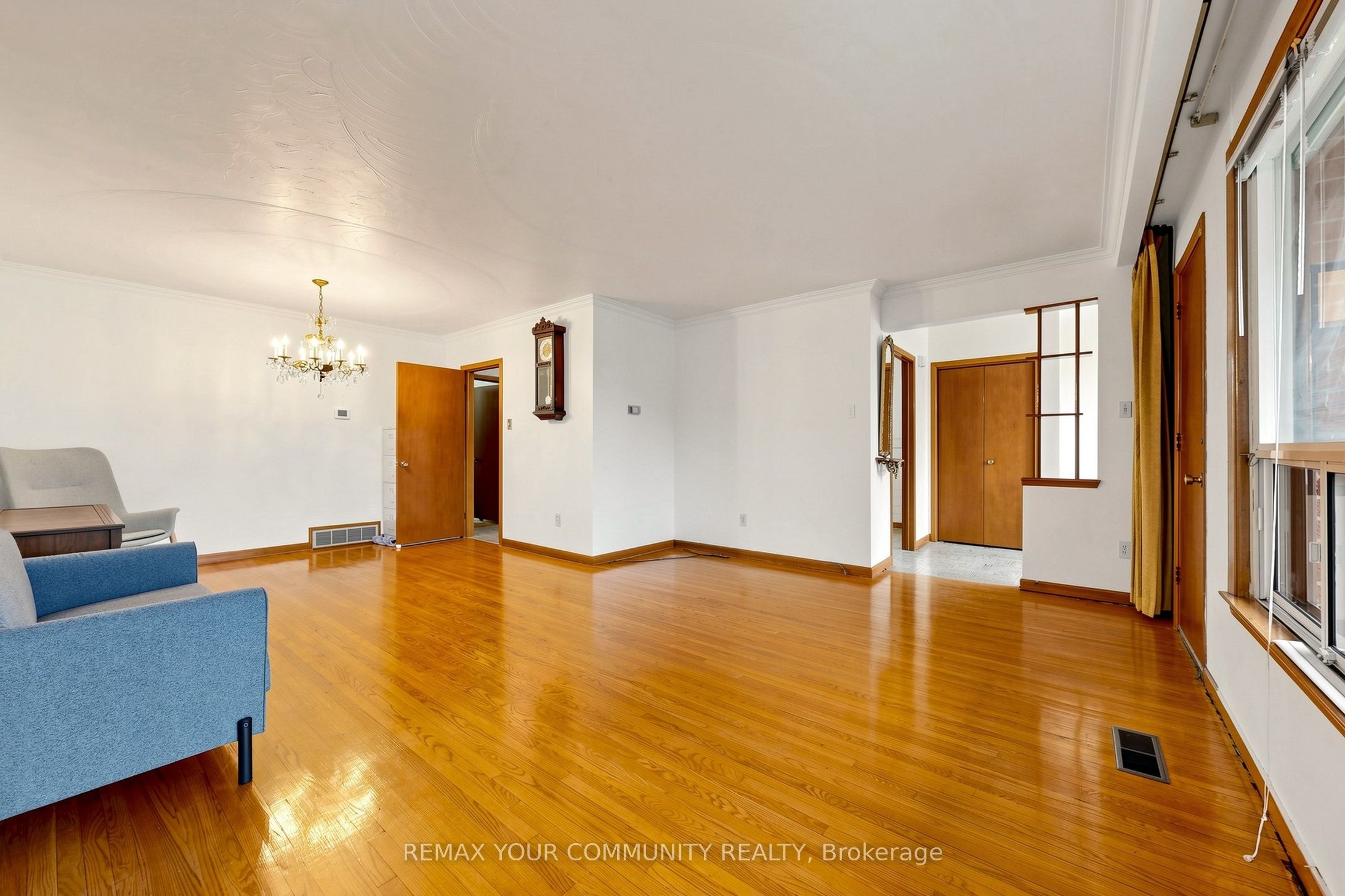 21 Gade Drive, Toronto, ON M3M 2K2 photo 4