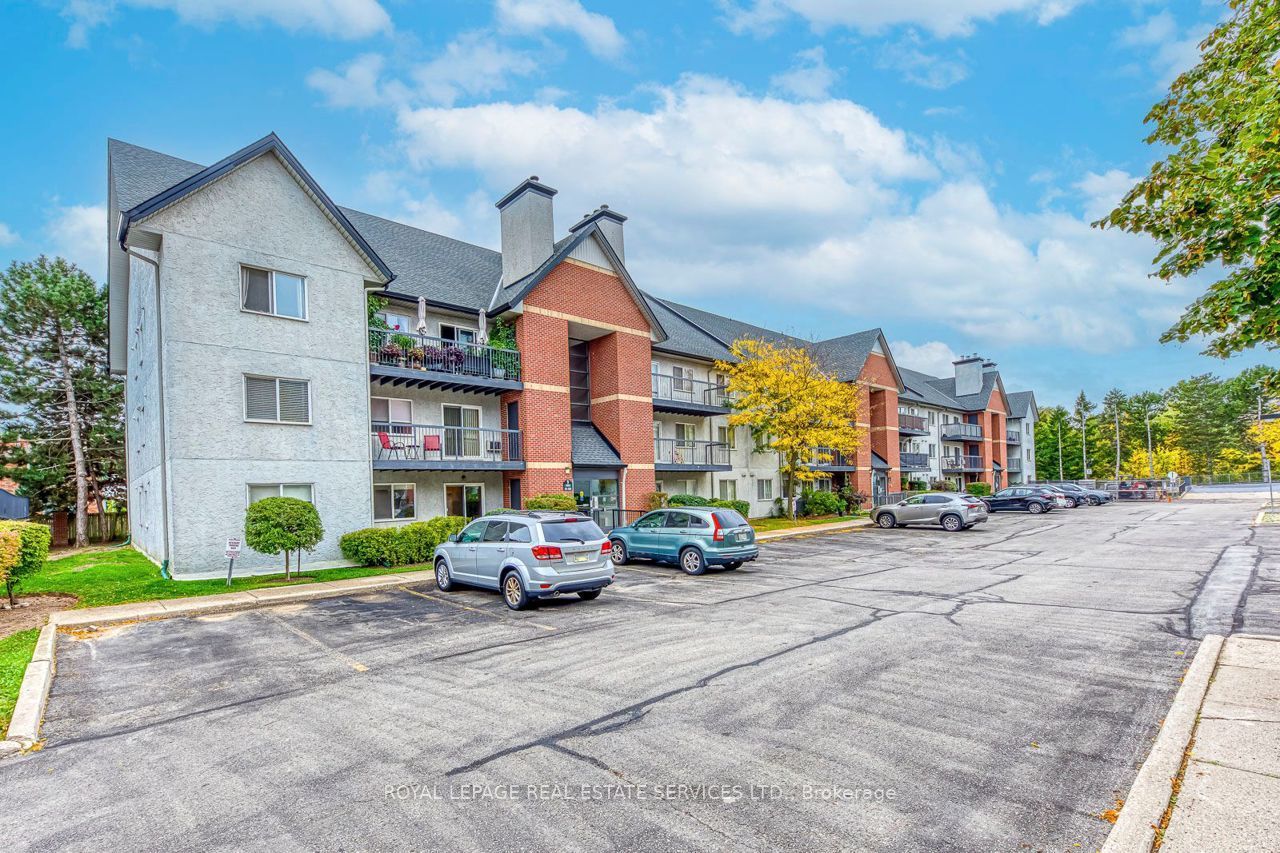 1450 Glen Abbey Gate 911, Oakville, ON L6M 2V7 photo 2