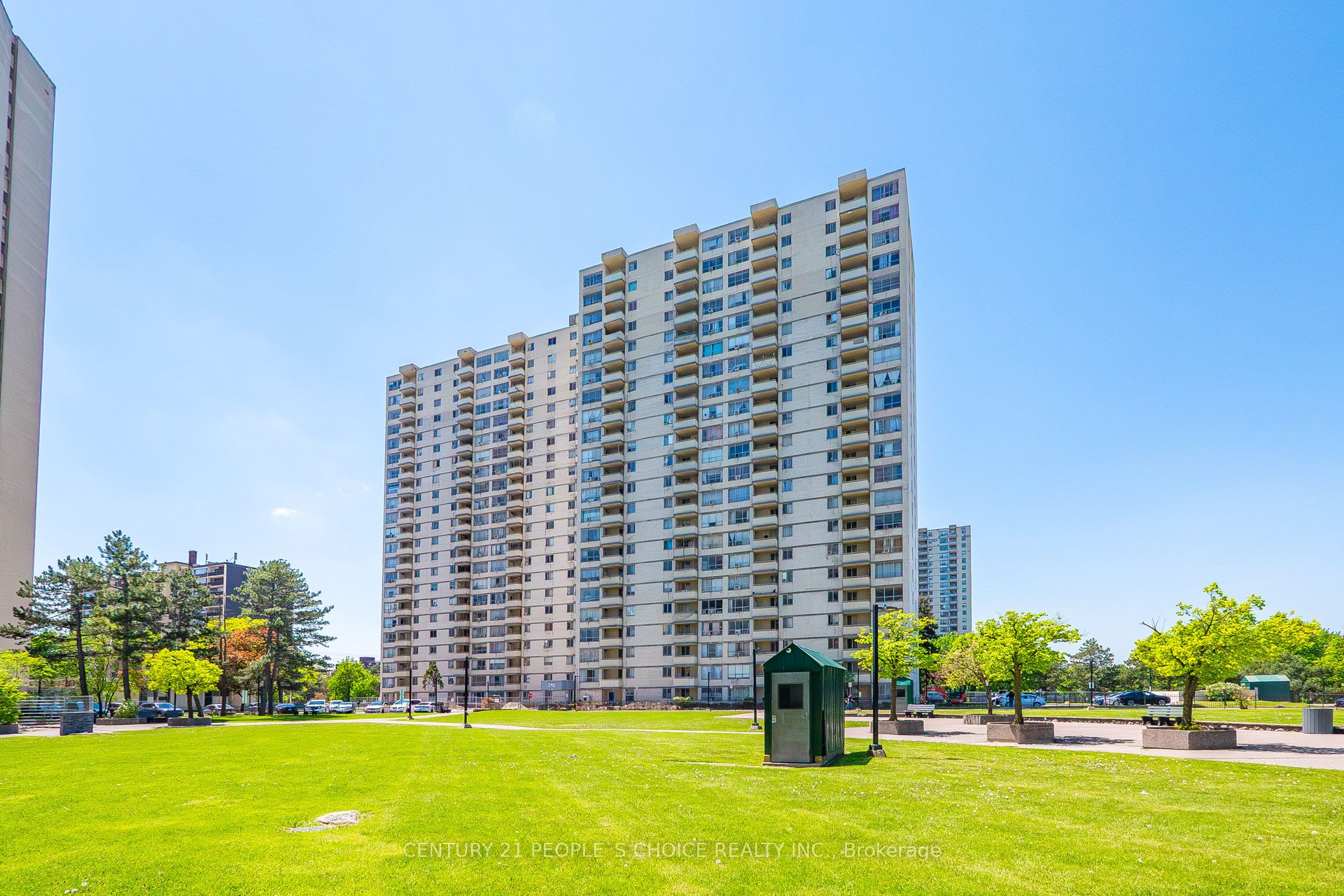340 Dixon Road 601, Toronto, ON M9R 1T1