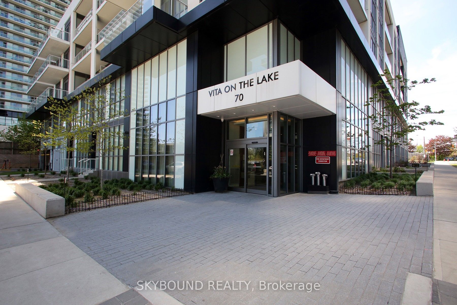 70 Annie Craig Drive 610, Toronto, ON M8V 0G2 photo 3